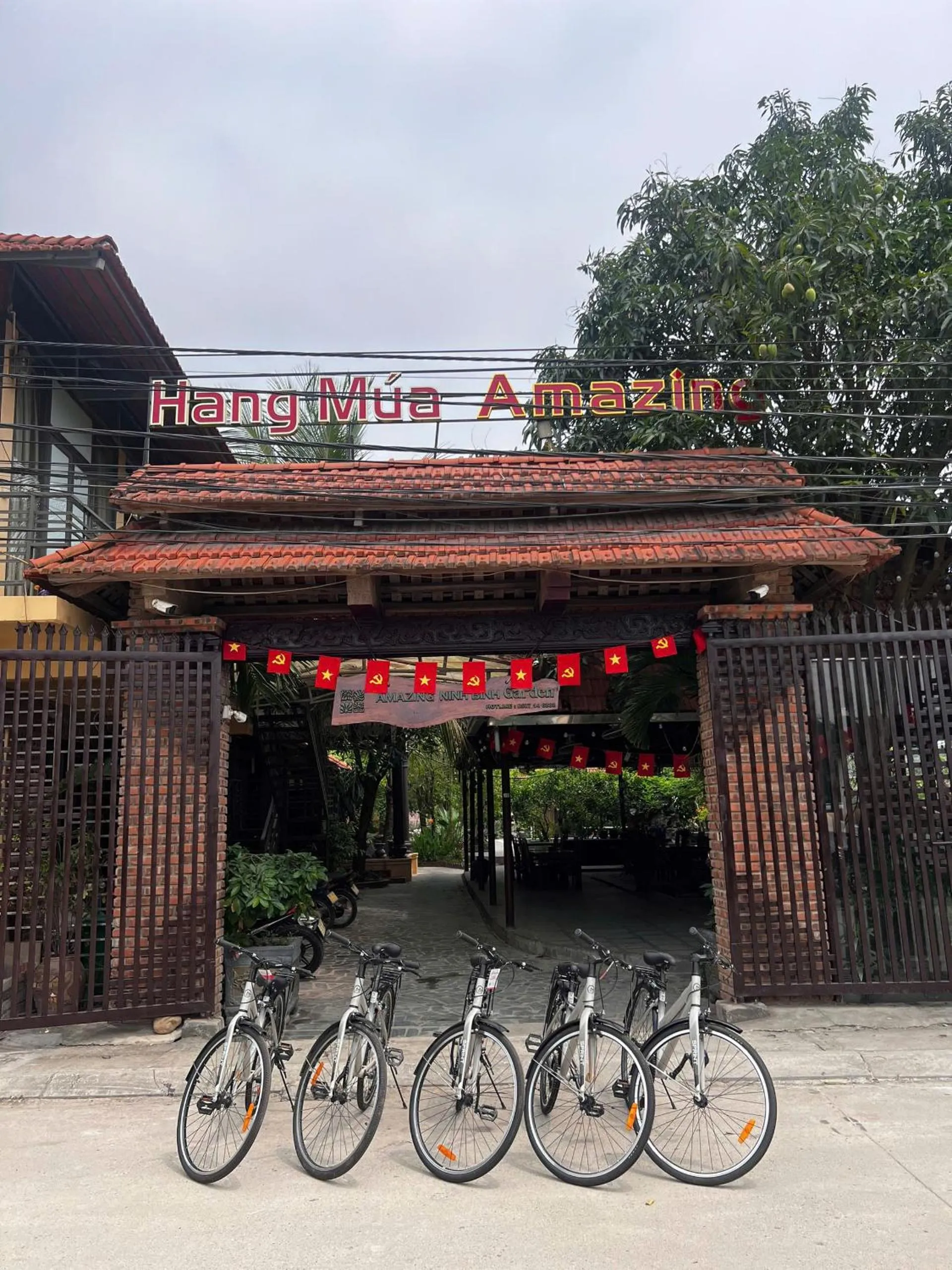 Property building in Hang Mua Homestay