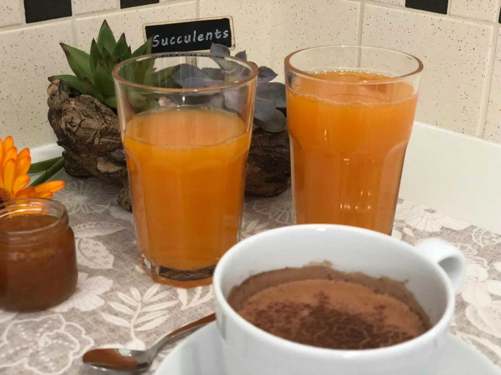 Breakfast in DAD HOME