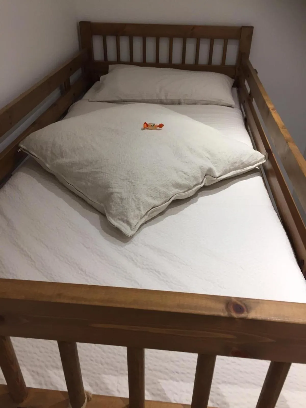 Bed in DAD HOME