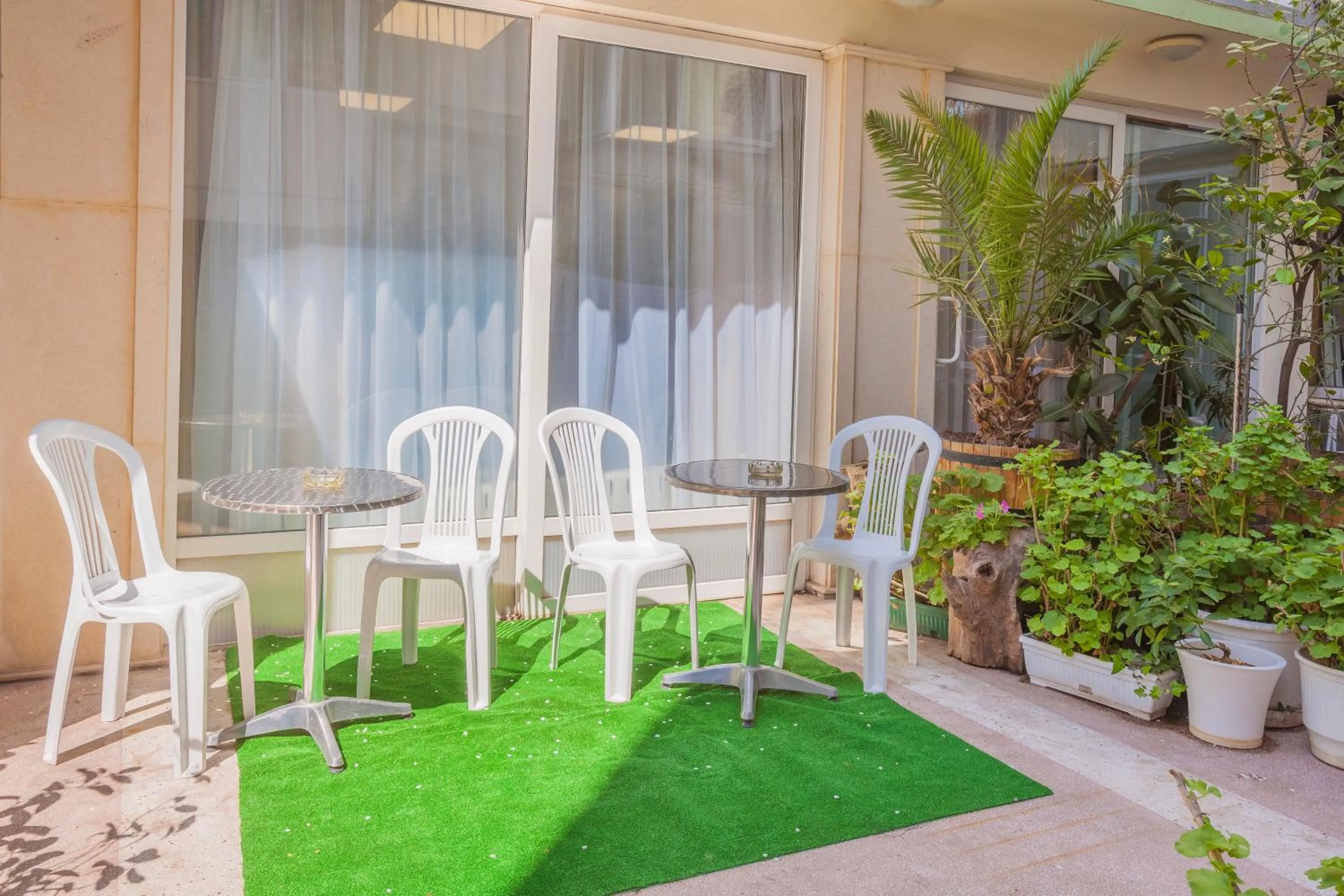 Seating area in Family Hotel Central