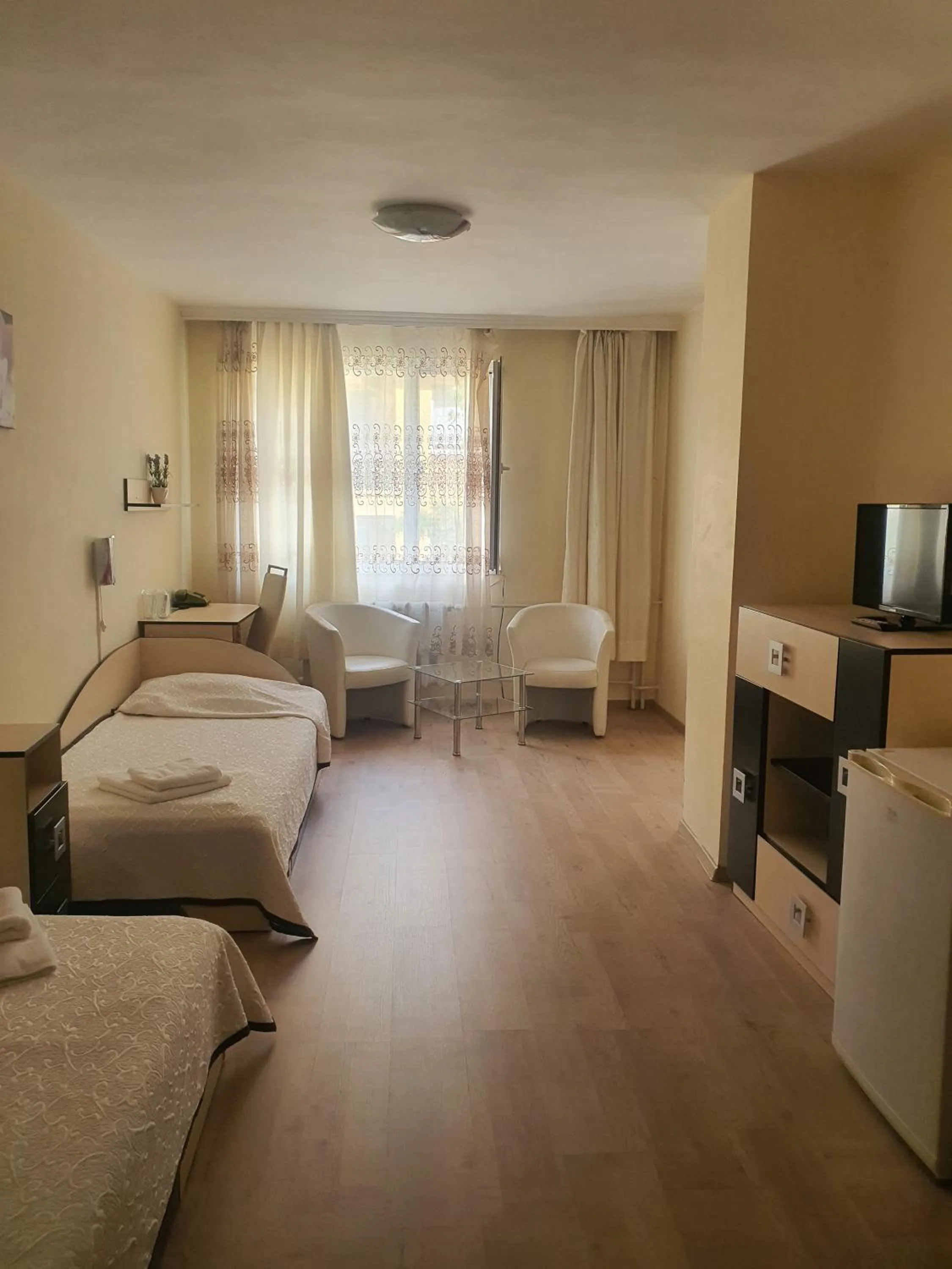 Family Hotel Central