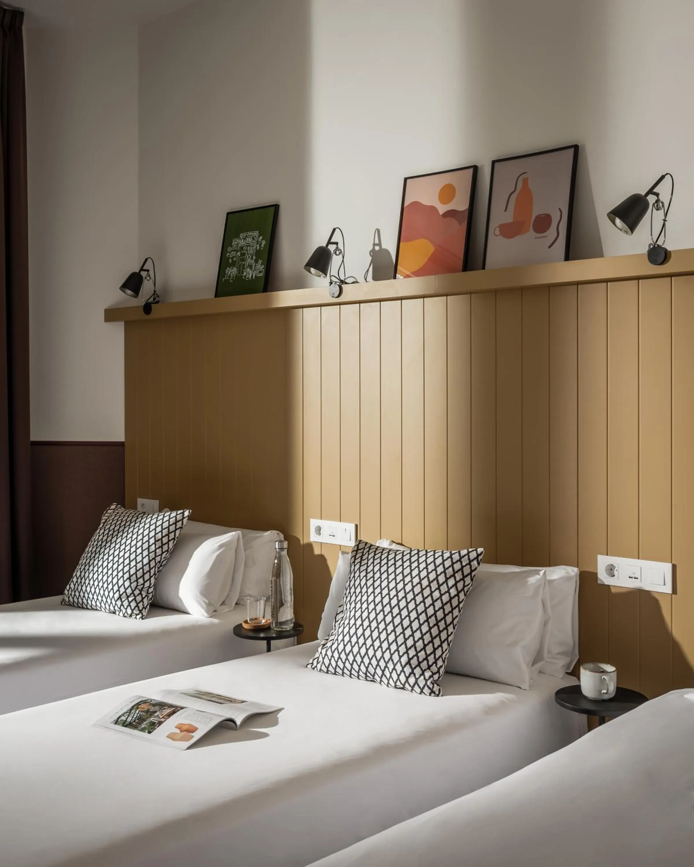 Bed in BYPILLOW Ramblas