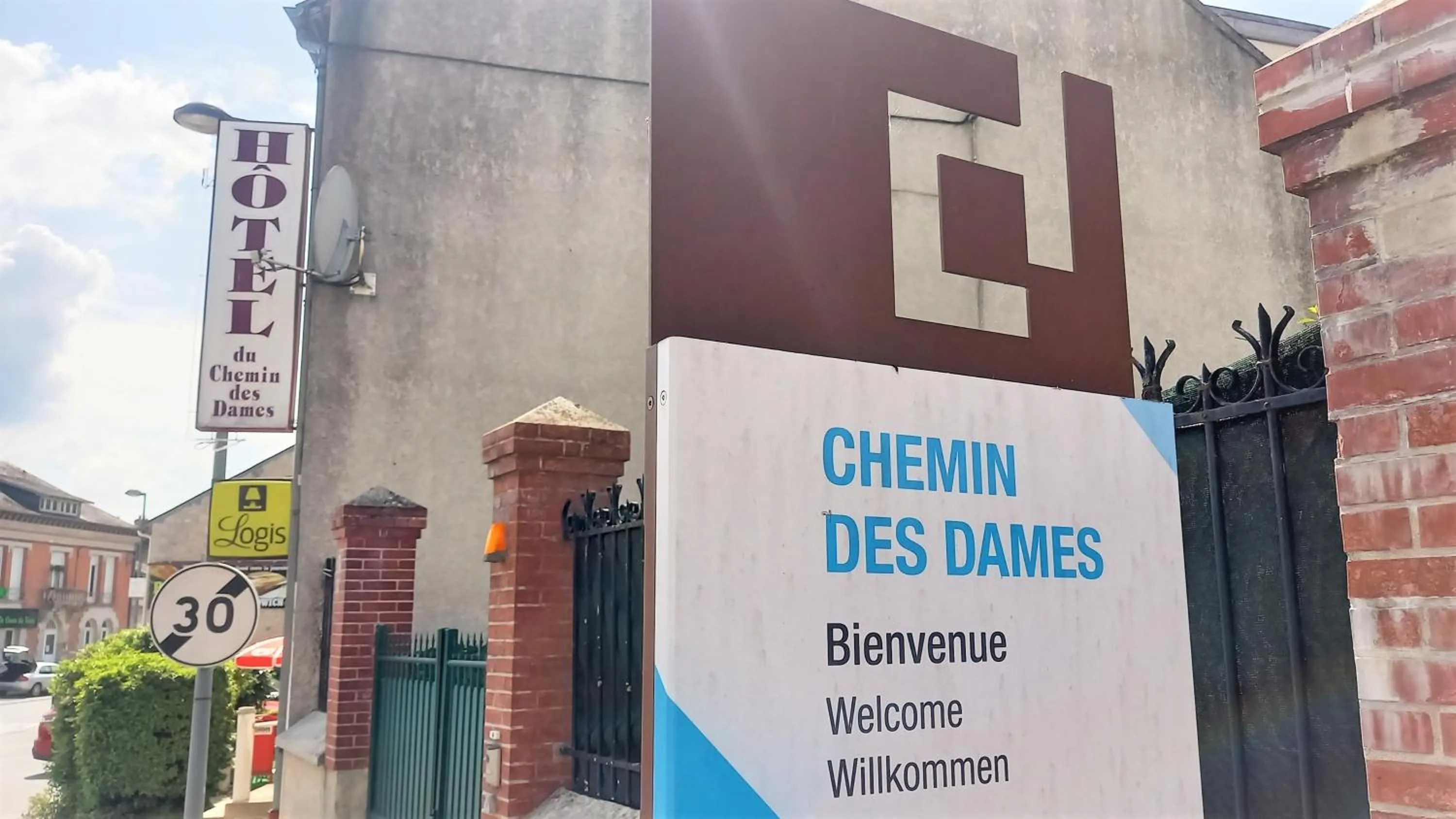 Logis Hôtel & Restaurant du Chemin des Dames