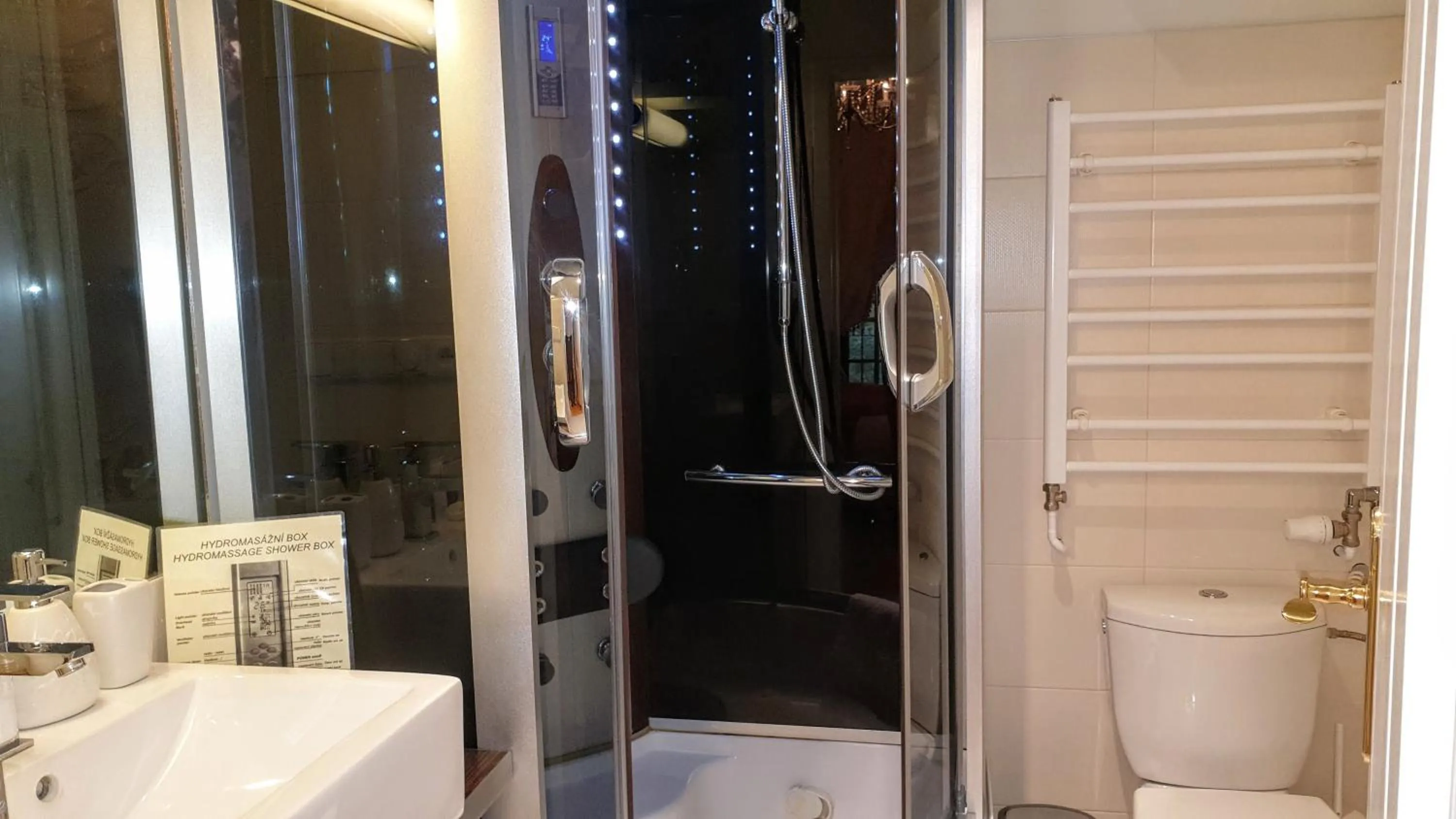 Bathroom in Rezidence Zámeček - Boutique Hotel