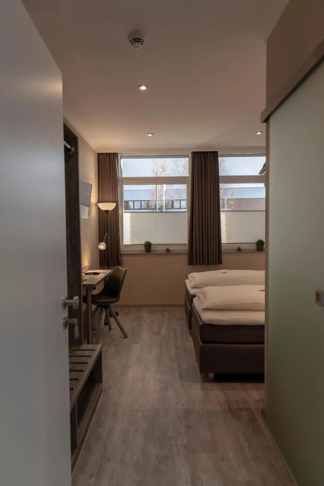 Photo of the whole room, Bed in Mey Hotel