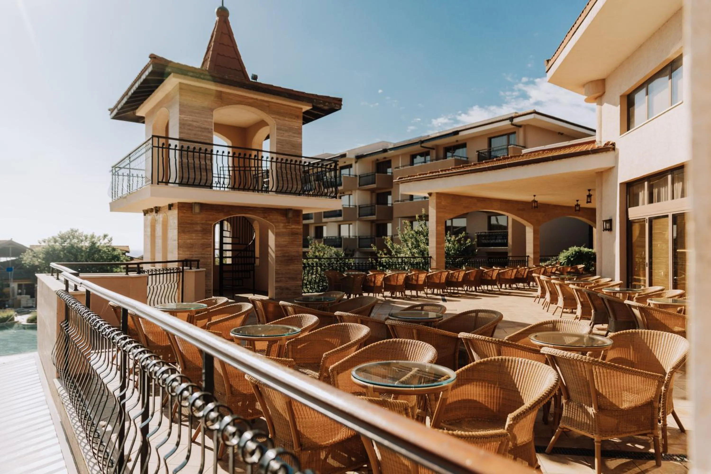 Restaurant/places to eat in HVD Clubhotel Miramar - 24 Hours Ultra All Inclusive & Free Parking