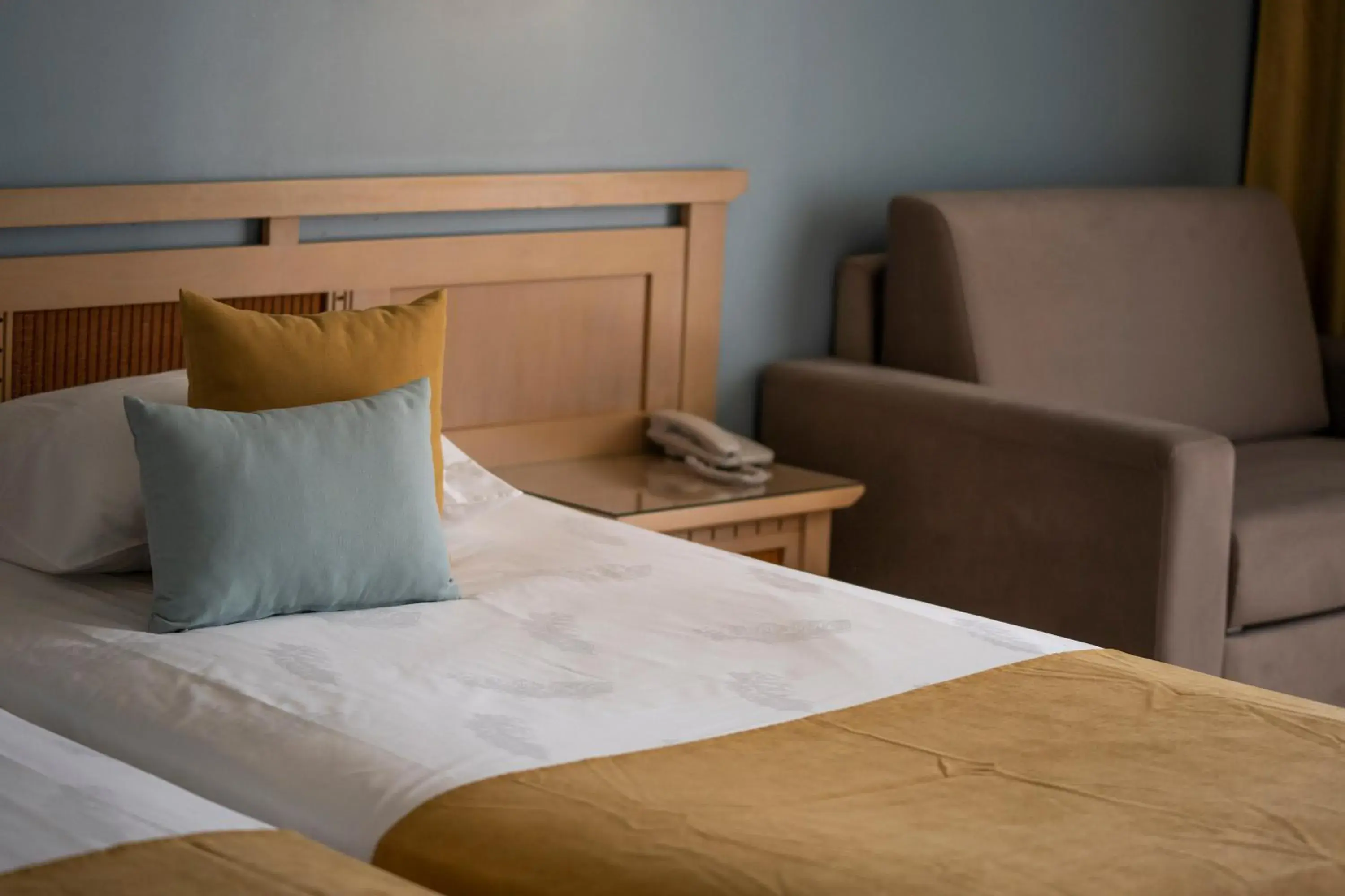 Twin Room with Side Sea View - Free Parking & Beach Access in HVD Clubhotel Miramar - 24 Hours Ultra All Inclusive & Free Parking Twin Room with Side Sea View - Free Parking & Beach Access in HVD Clubhotel Miramar - 24 Hours Ultra All Inclusive & Free Parking