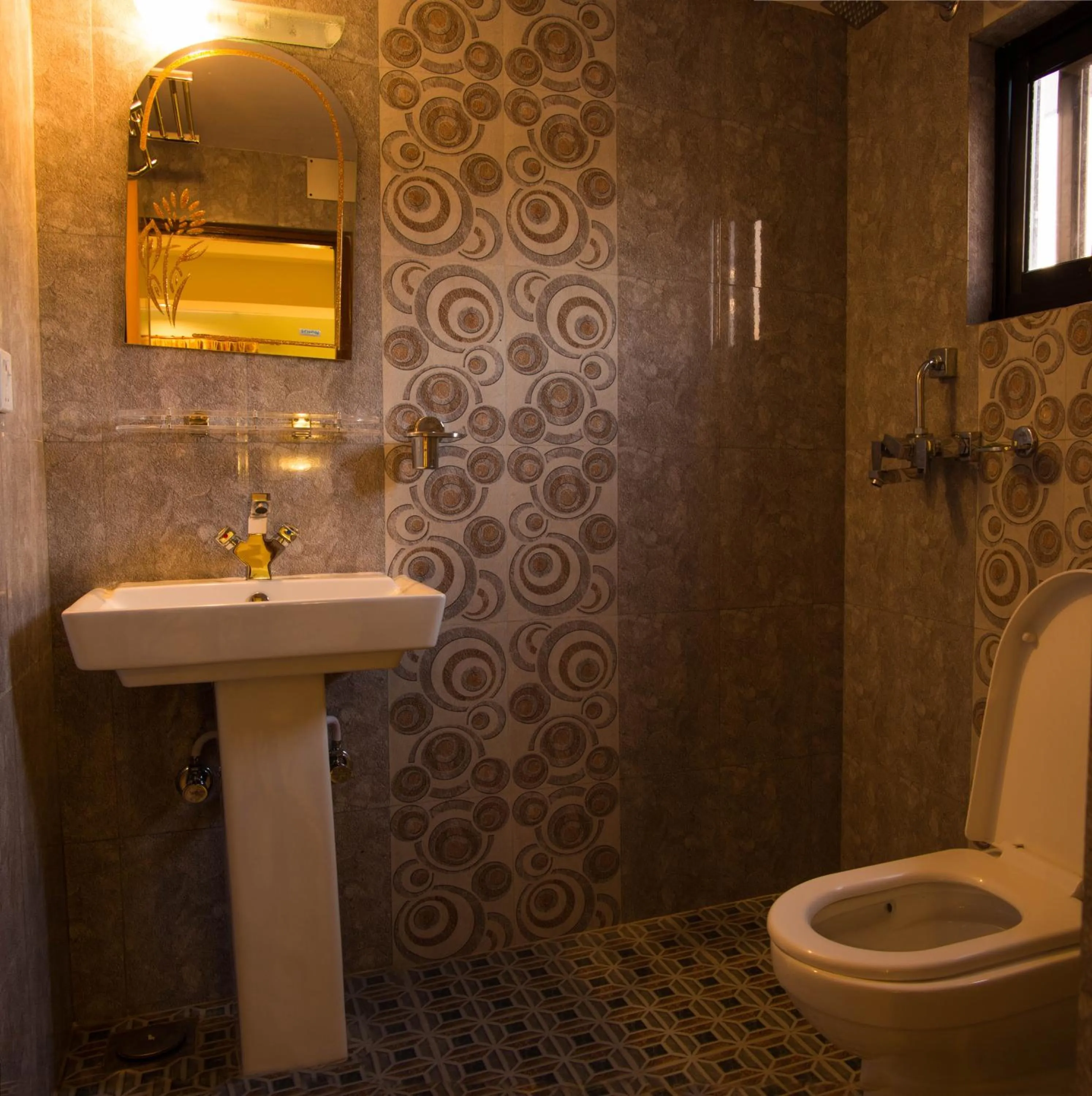 Bathroom in Hotel River Park