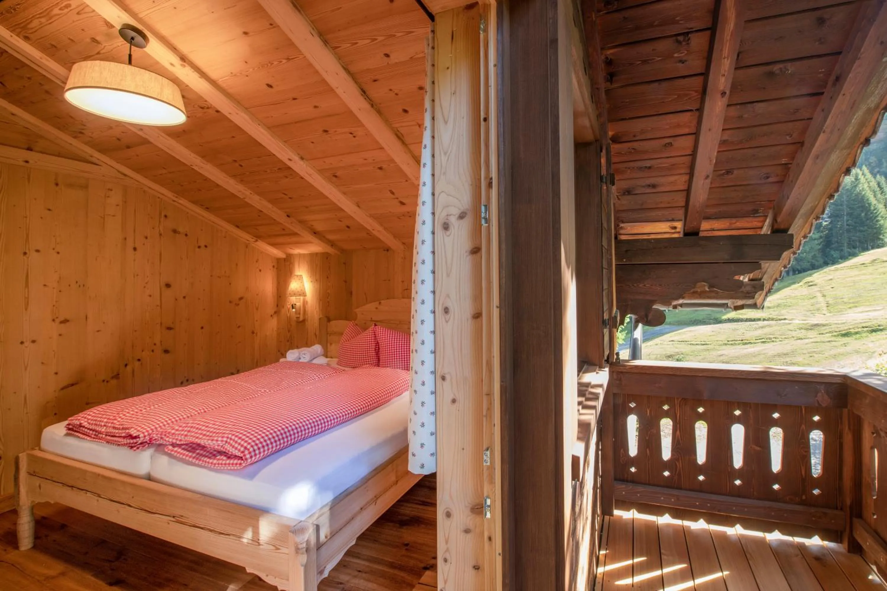 Bed in Golmerhaus