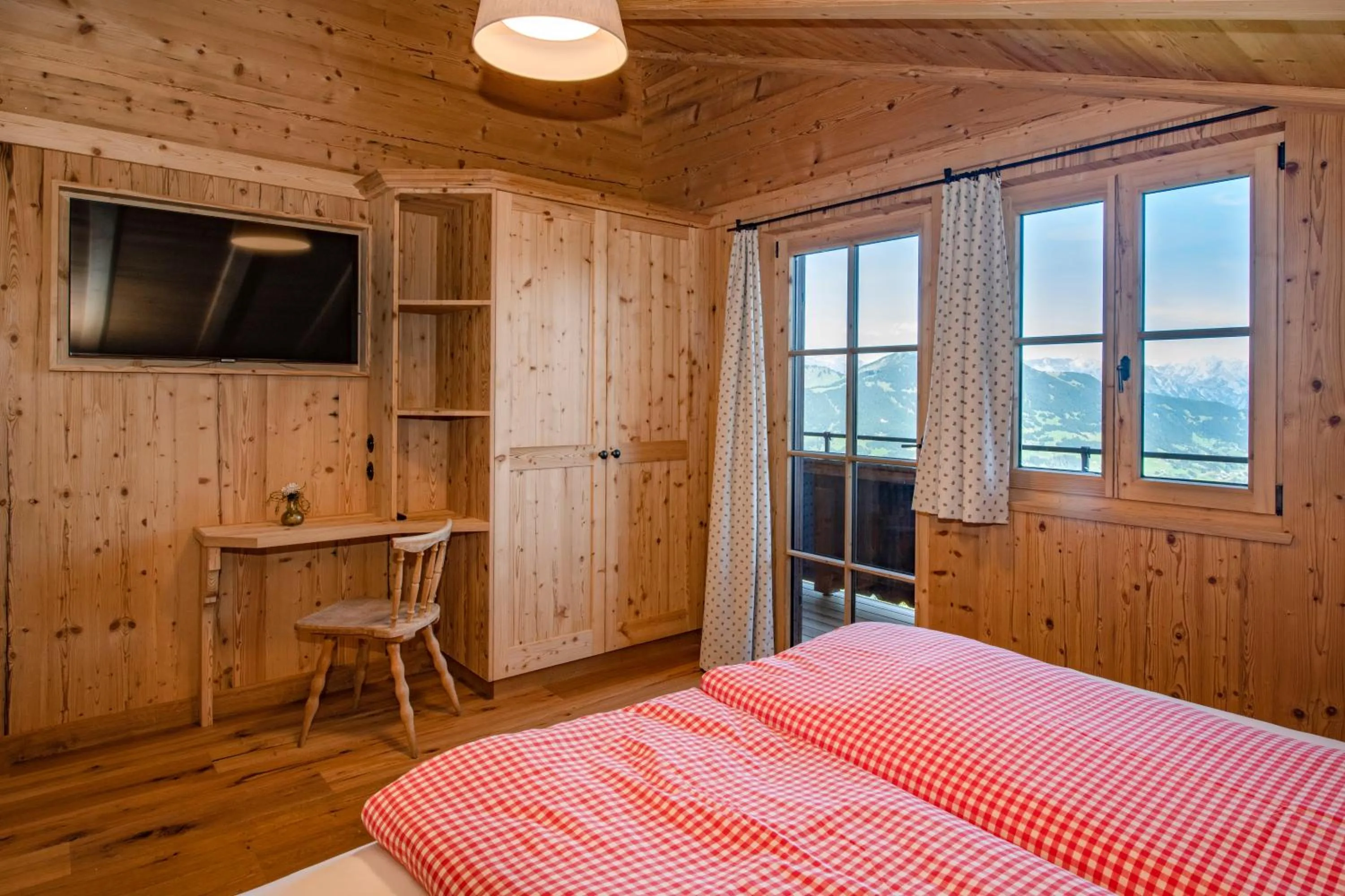 Bedroom, Bed in Golmerhaus