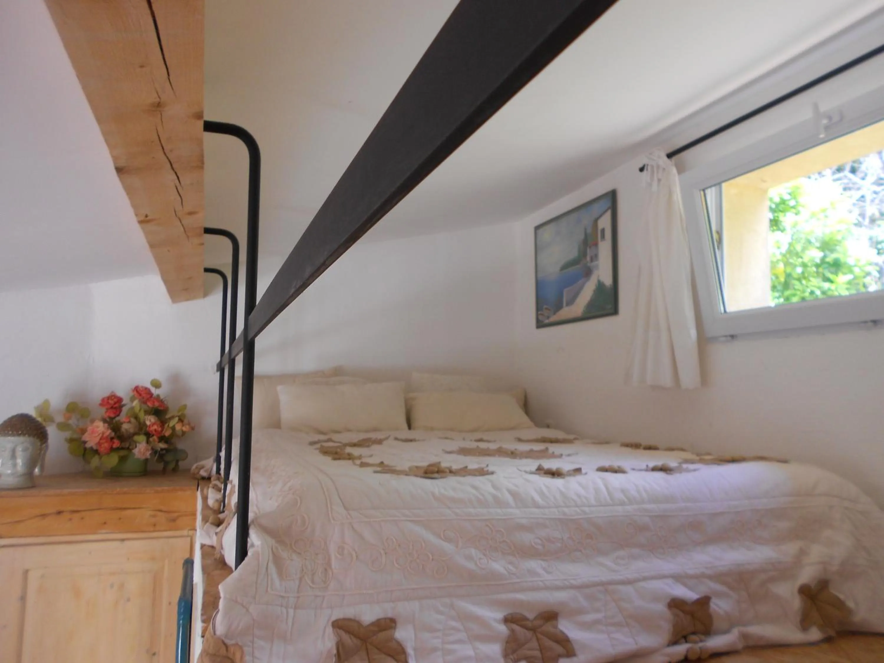 Bed in Le Mas de FRAYERE