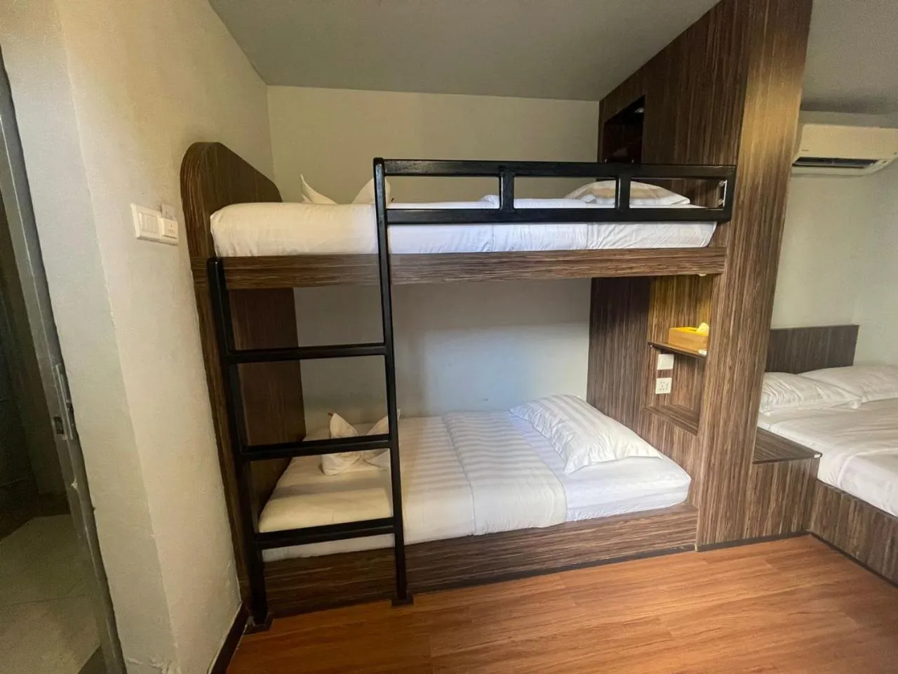 Bed in 7 Inn Semporna