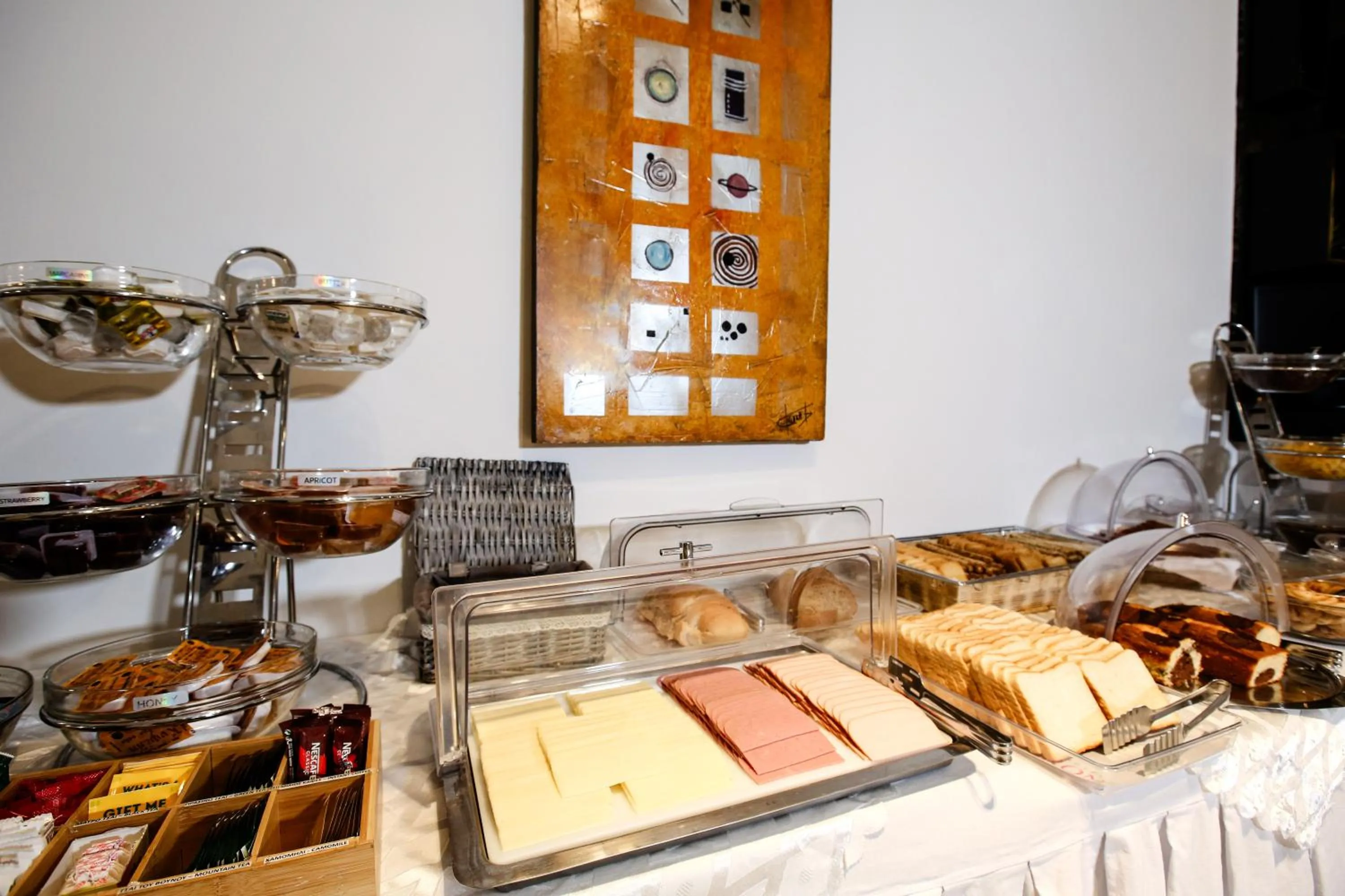 Food and drinks in Hotel Astron