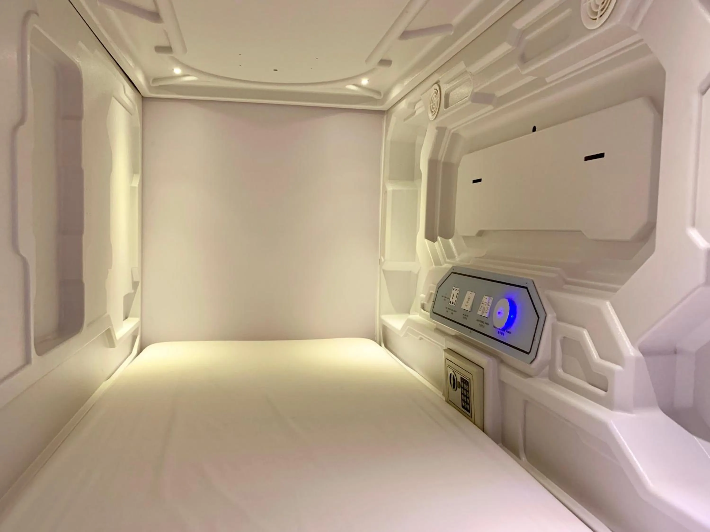 bunk bed in Stay Inn Hostel Jakarta