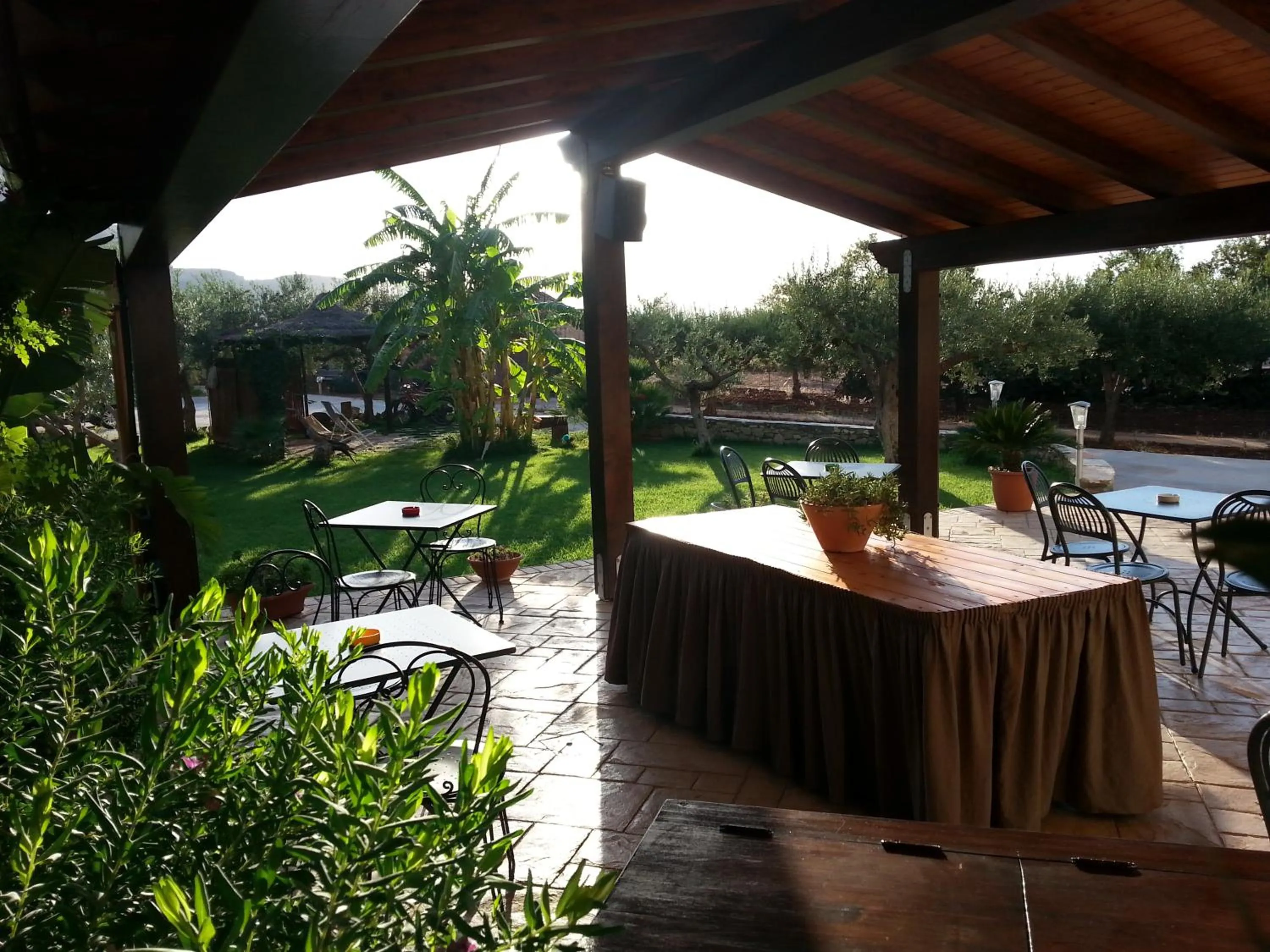 Garden in Trigrana Vacanze Hotel