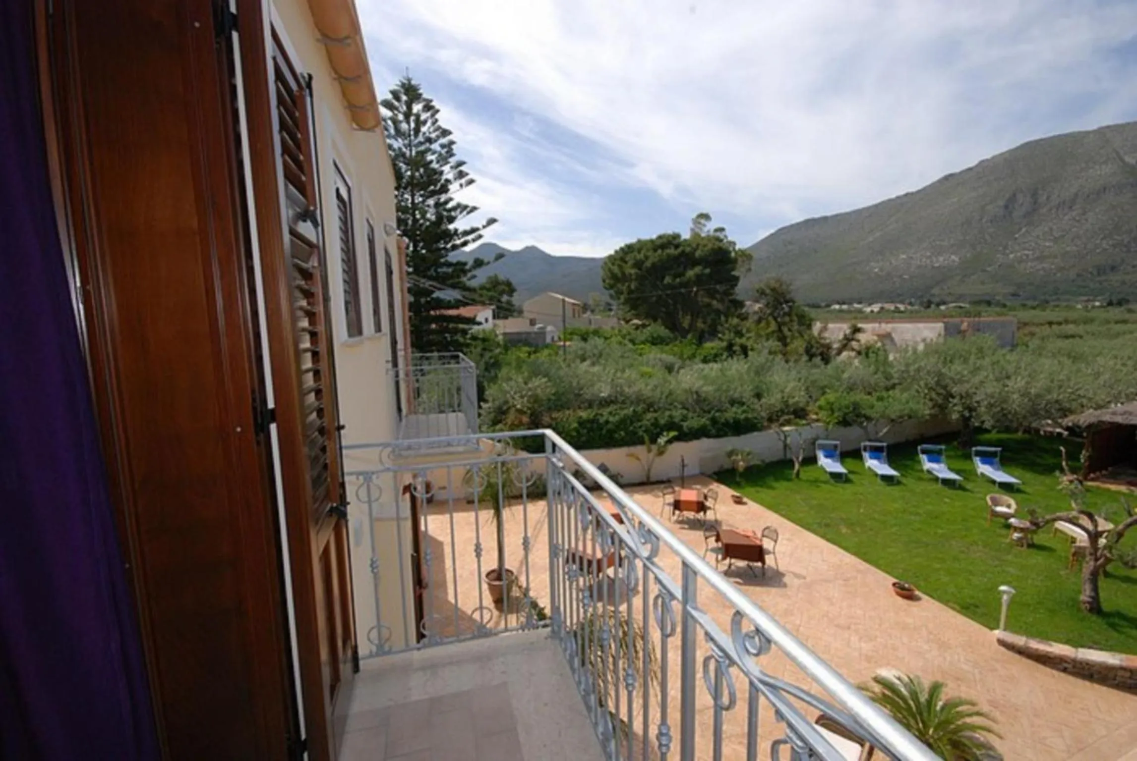 Balcony/Terrace in Trigrana Vacanze Hotel