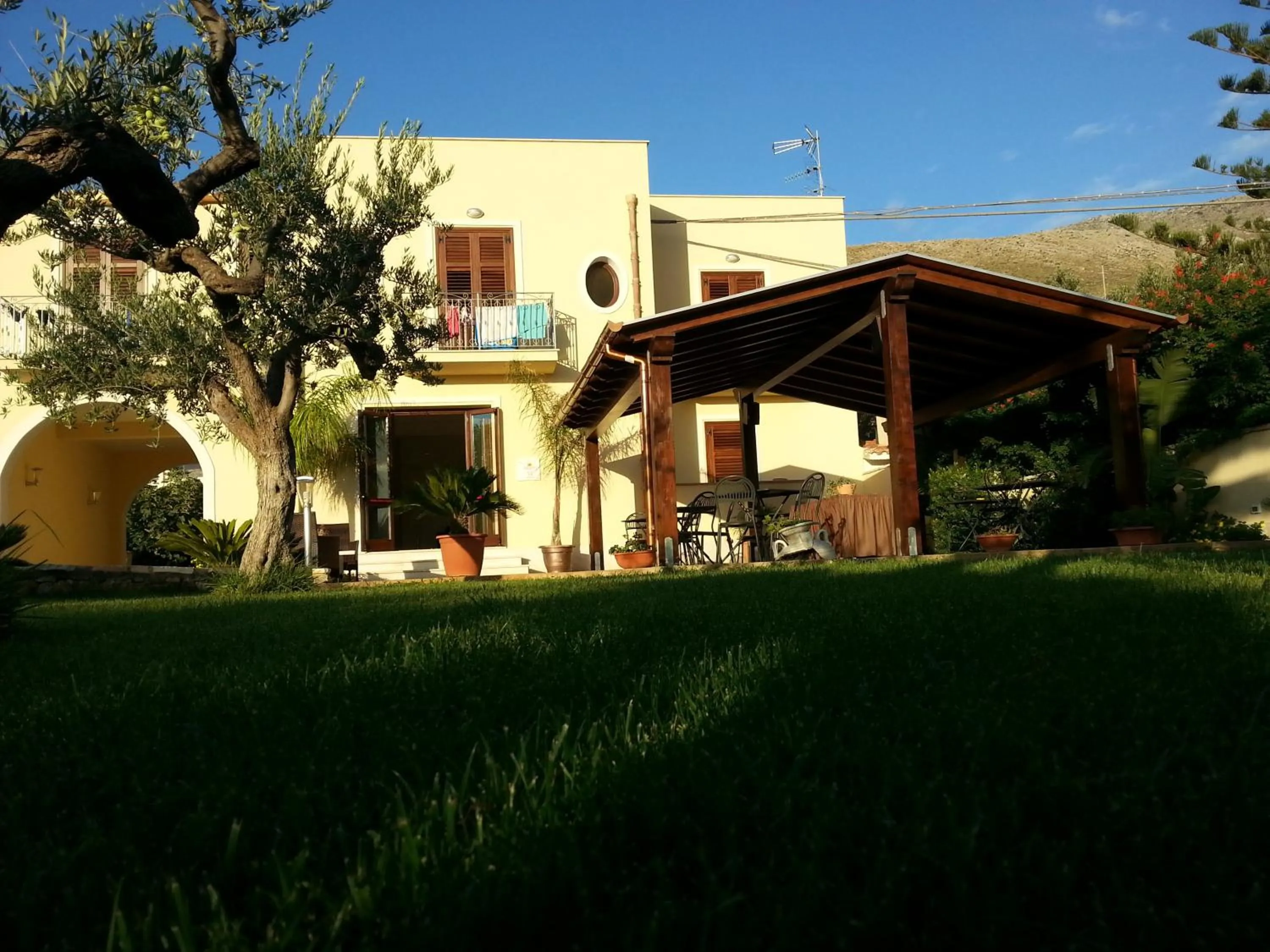 Facade/entrance in Trigrana Vacanze Hotel