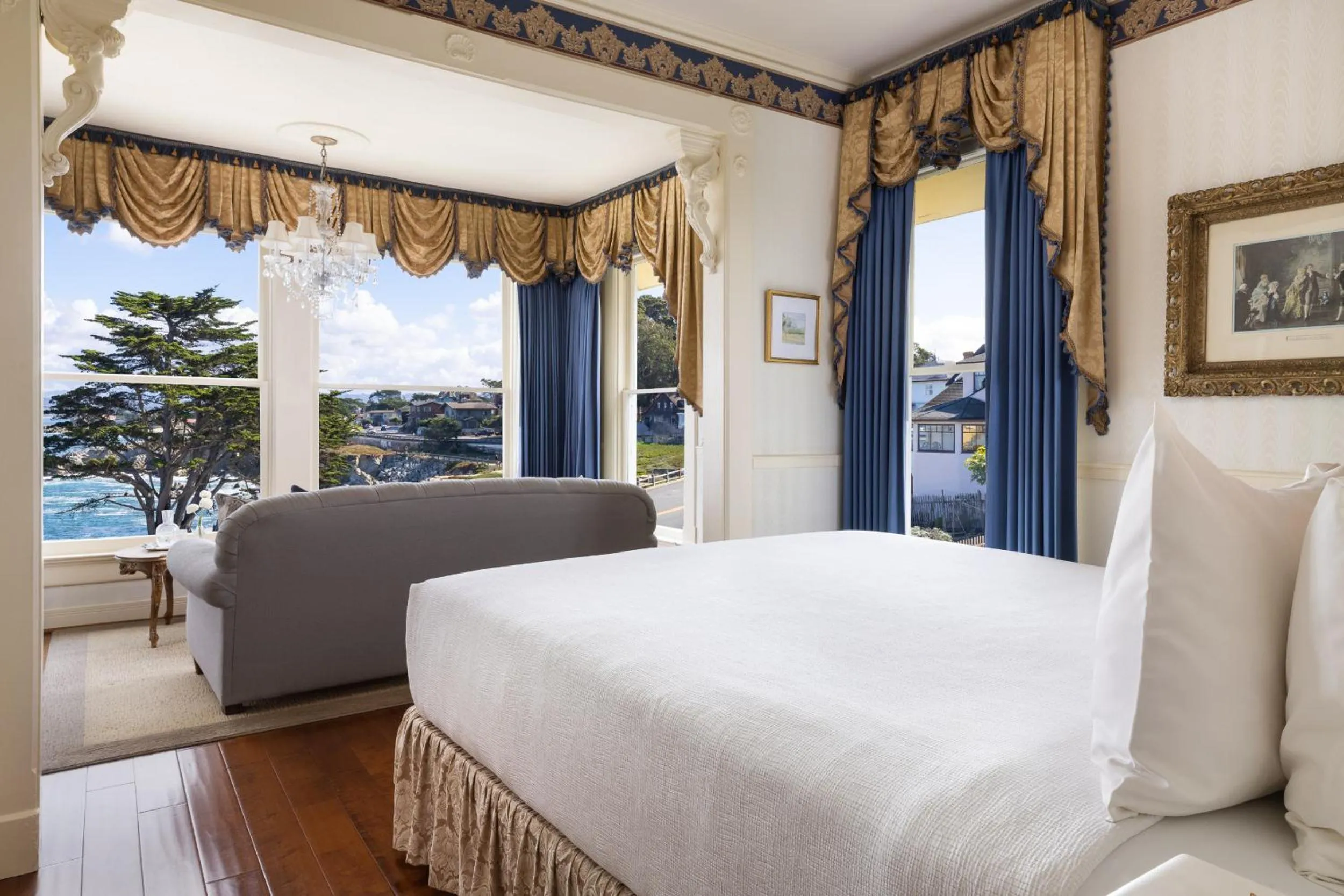 Seating area, Bed in Seven Gables Inn on Monterey Bay, A Kirkwood Collection Hotel