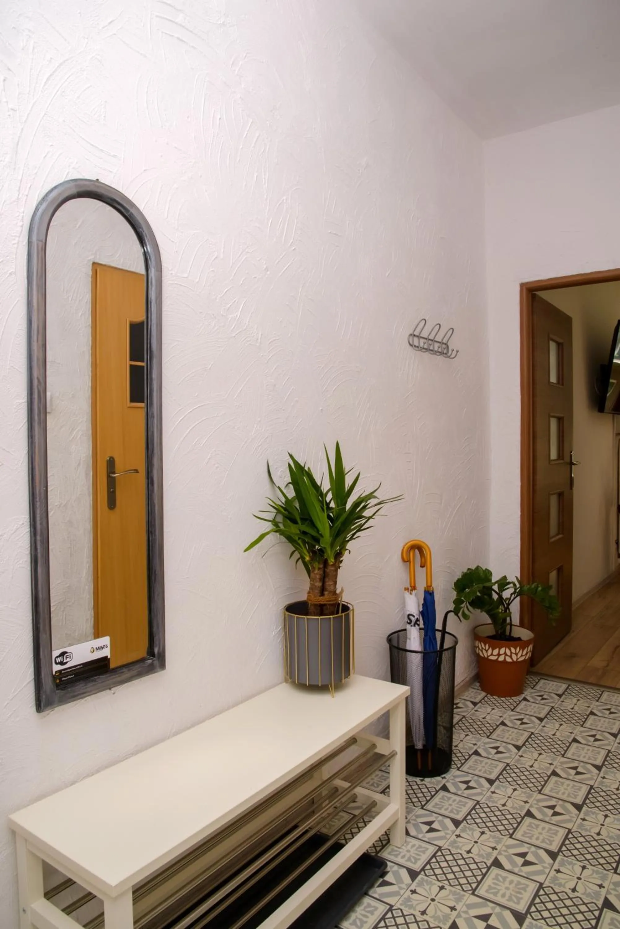 Maya's Flats & Resorts 19 & 20 - Ogarna