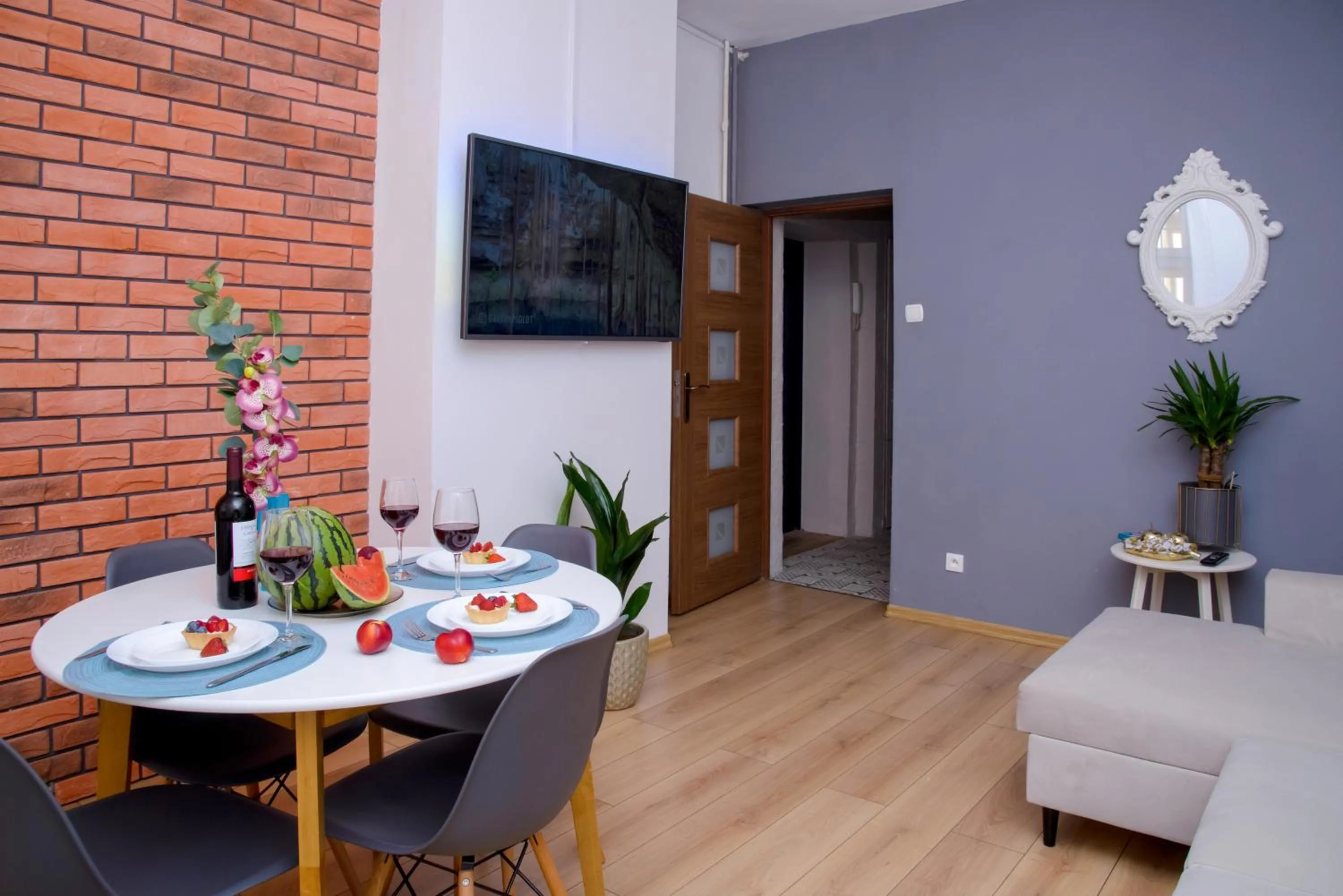 Maya's Flats & Resorts 19 & 20 - Ogarna