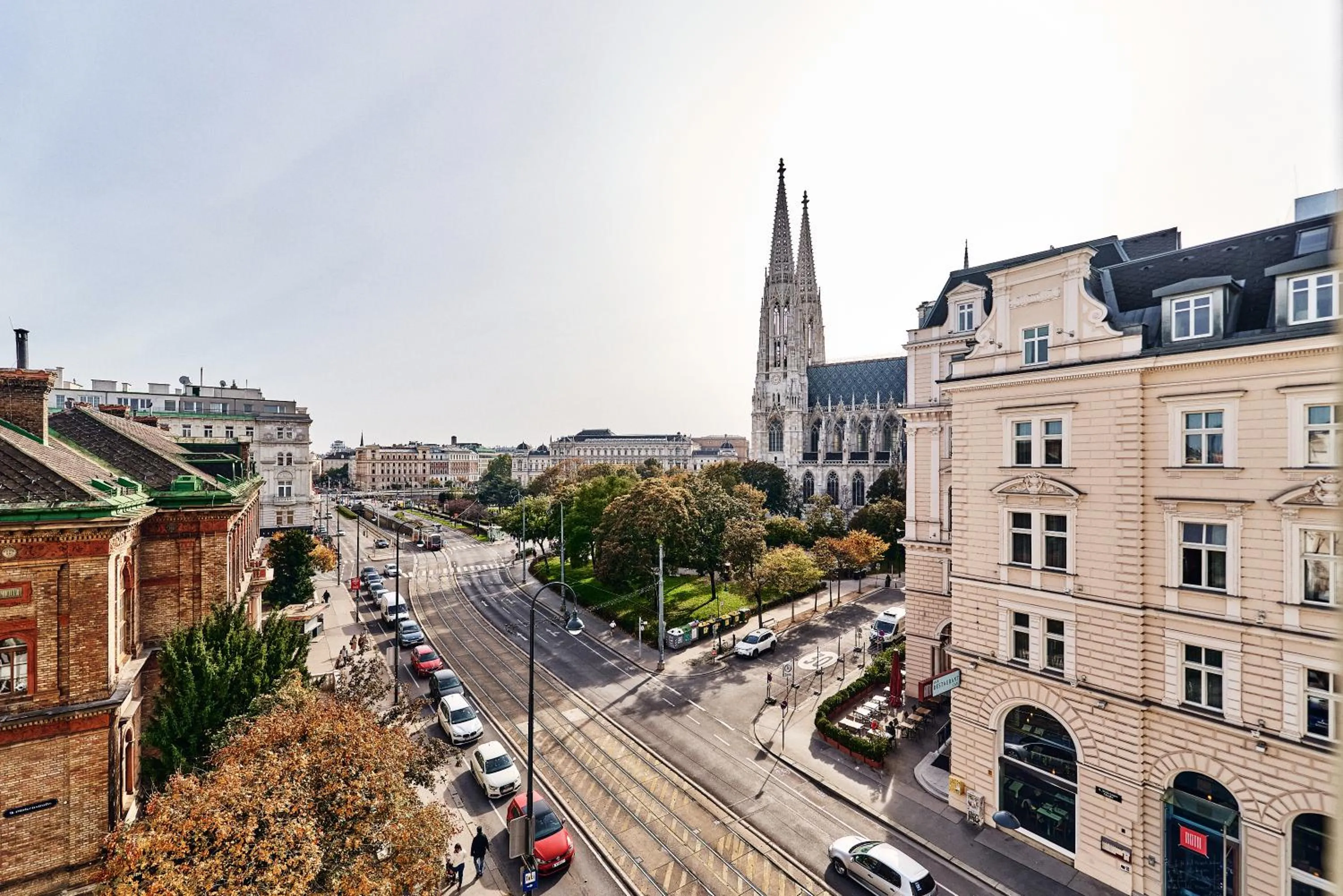 City view in Hotel Pension Baron am Schottentor