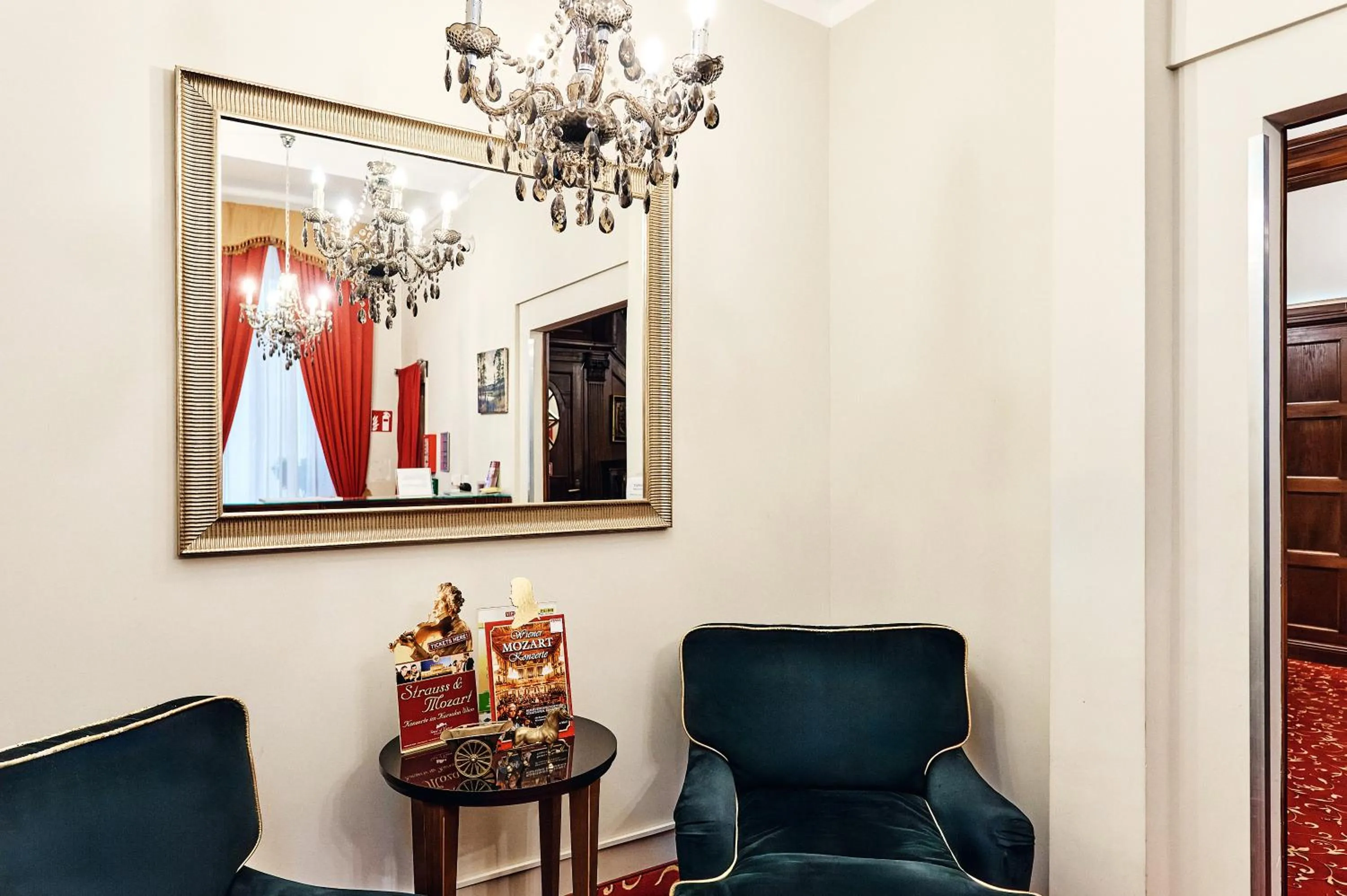 Seating area in Hotel Pension Baron am Schottentor