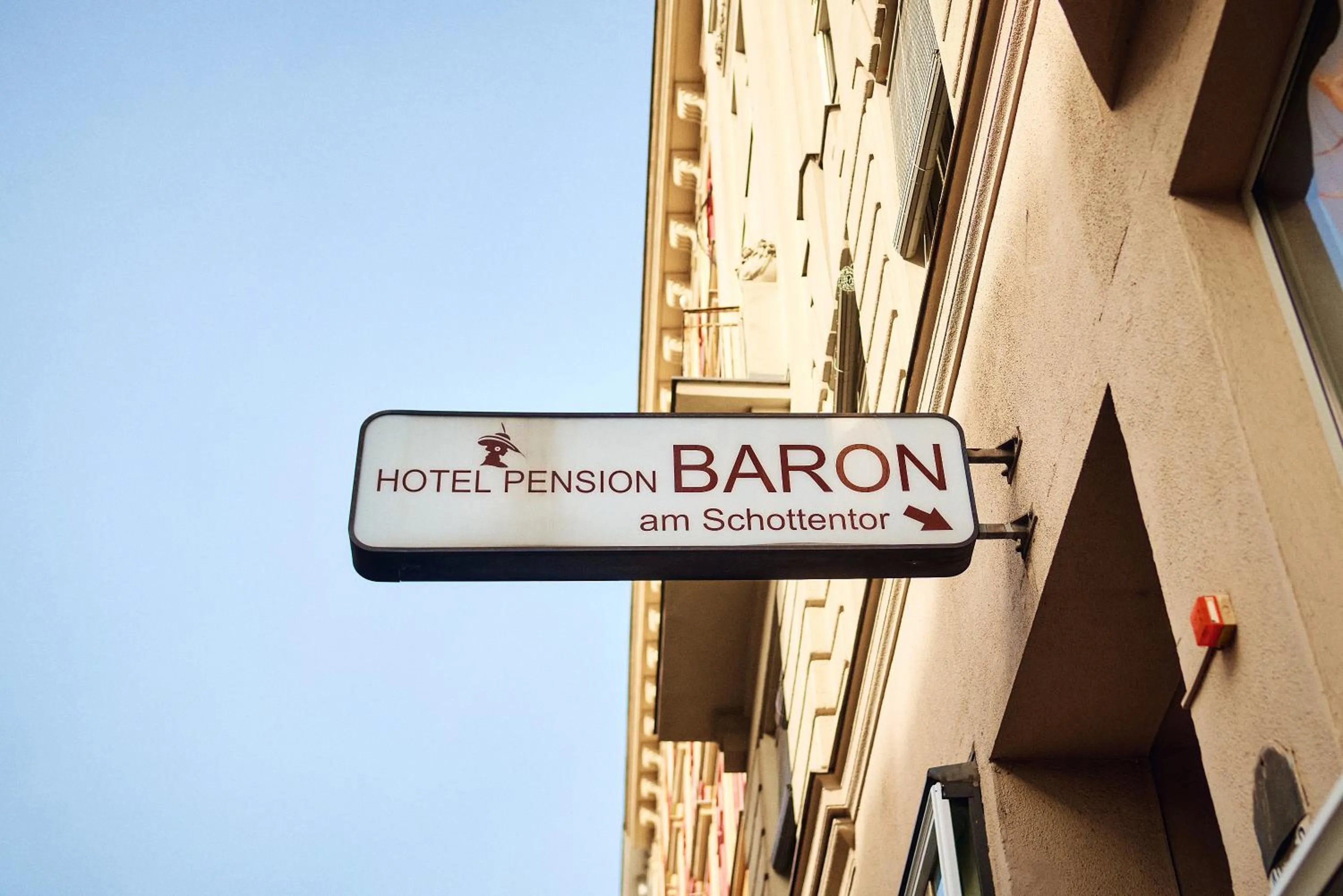 Property logo or sign in Hotel Pension Baron am Schottentor