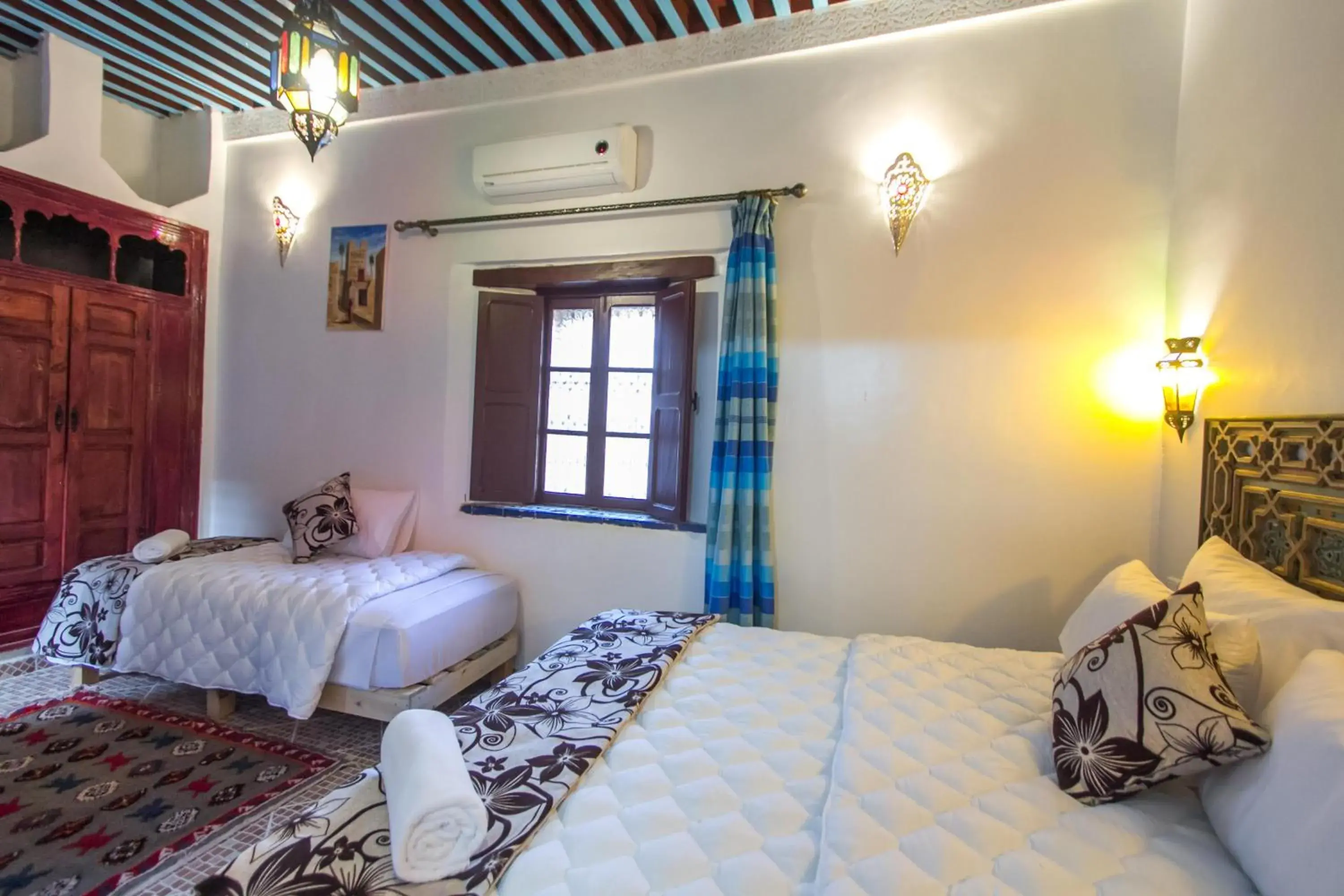 Deluxe Triple Room in Dar Meknes Tresor Deluxe Triple Room in Dar Meknes Tresor