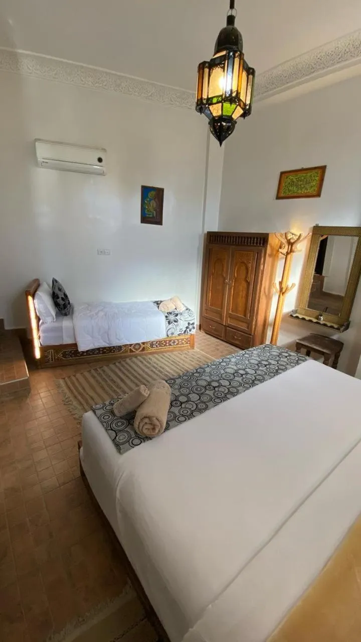 Bed in Dar Meknes Tresor