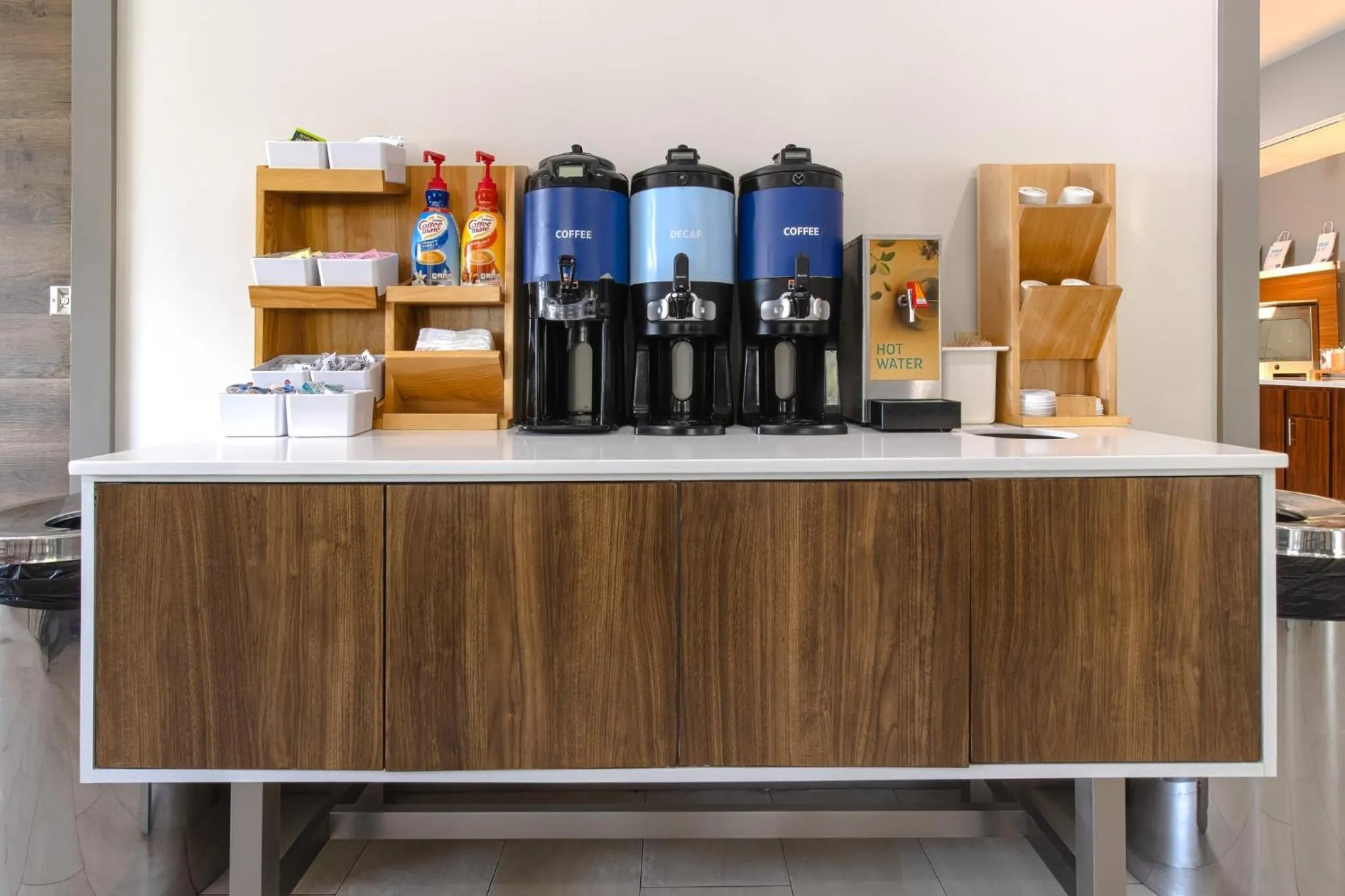 Breakfast in Holiday Inn Express Hartford-Newington by IHG