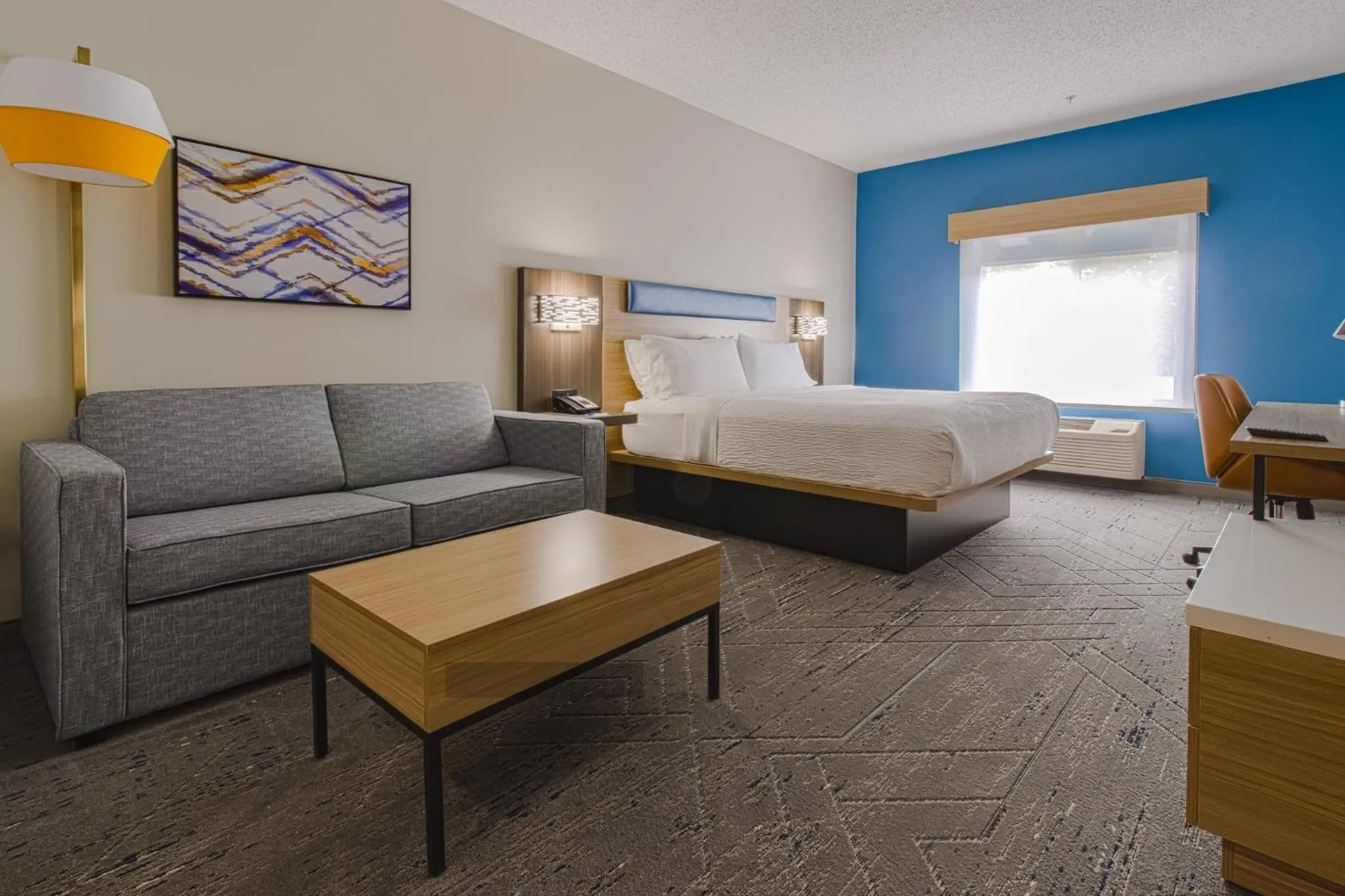 Bedroom, Bed in Holiday Inn Express Hartford-Newington by IHG