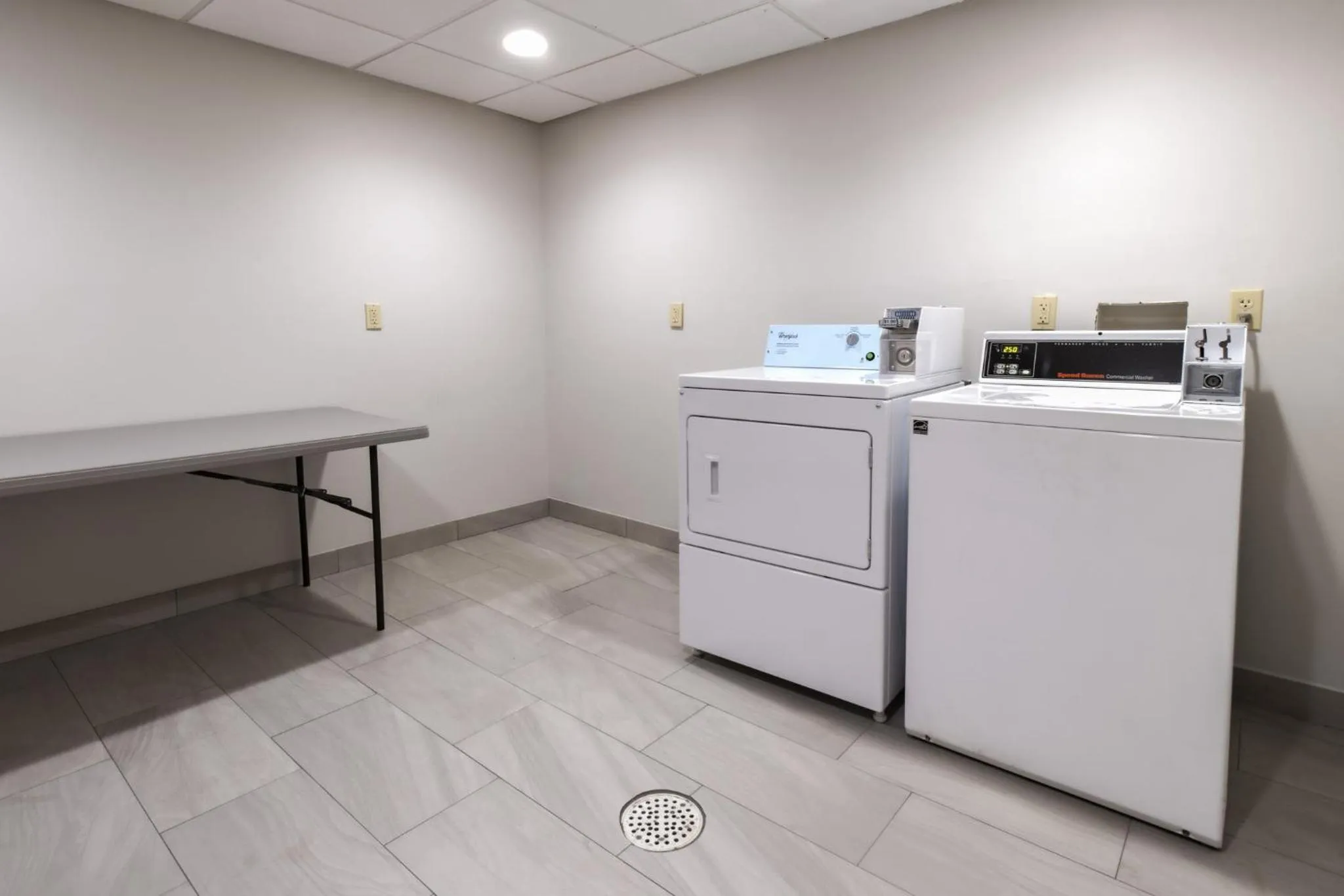 Other in Holiday Inn Express Hartford-Newington by IHG