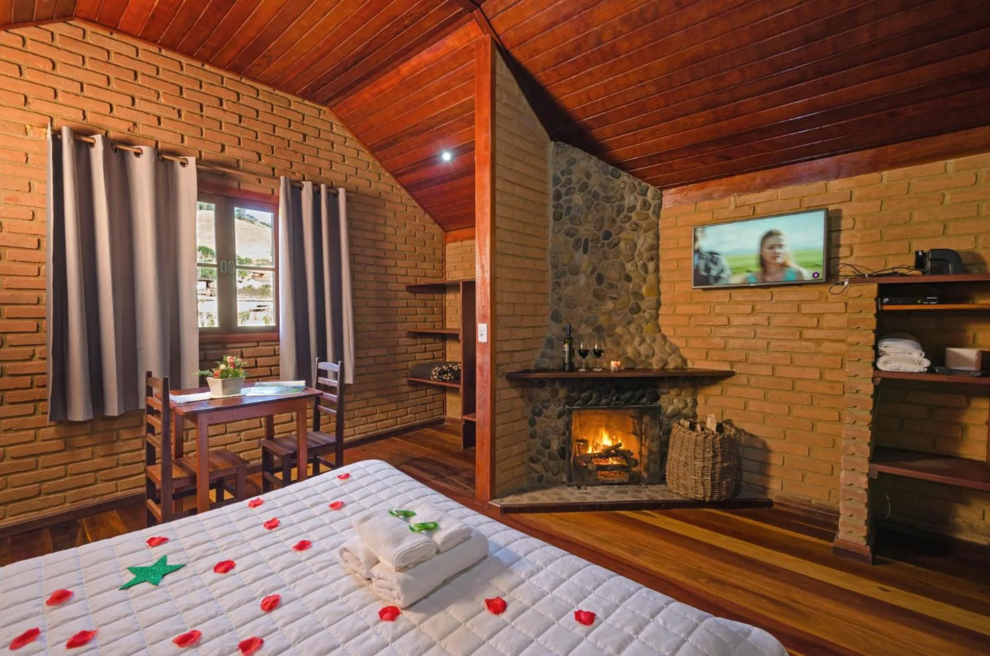 TV and multimedia, Bed in Pousada Vista Bonita