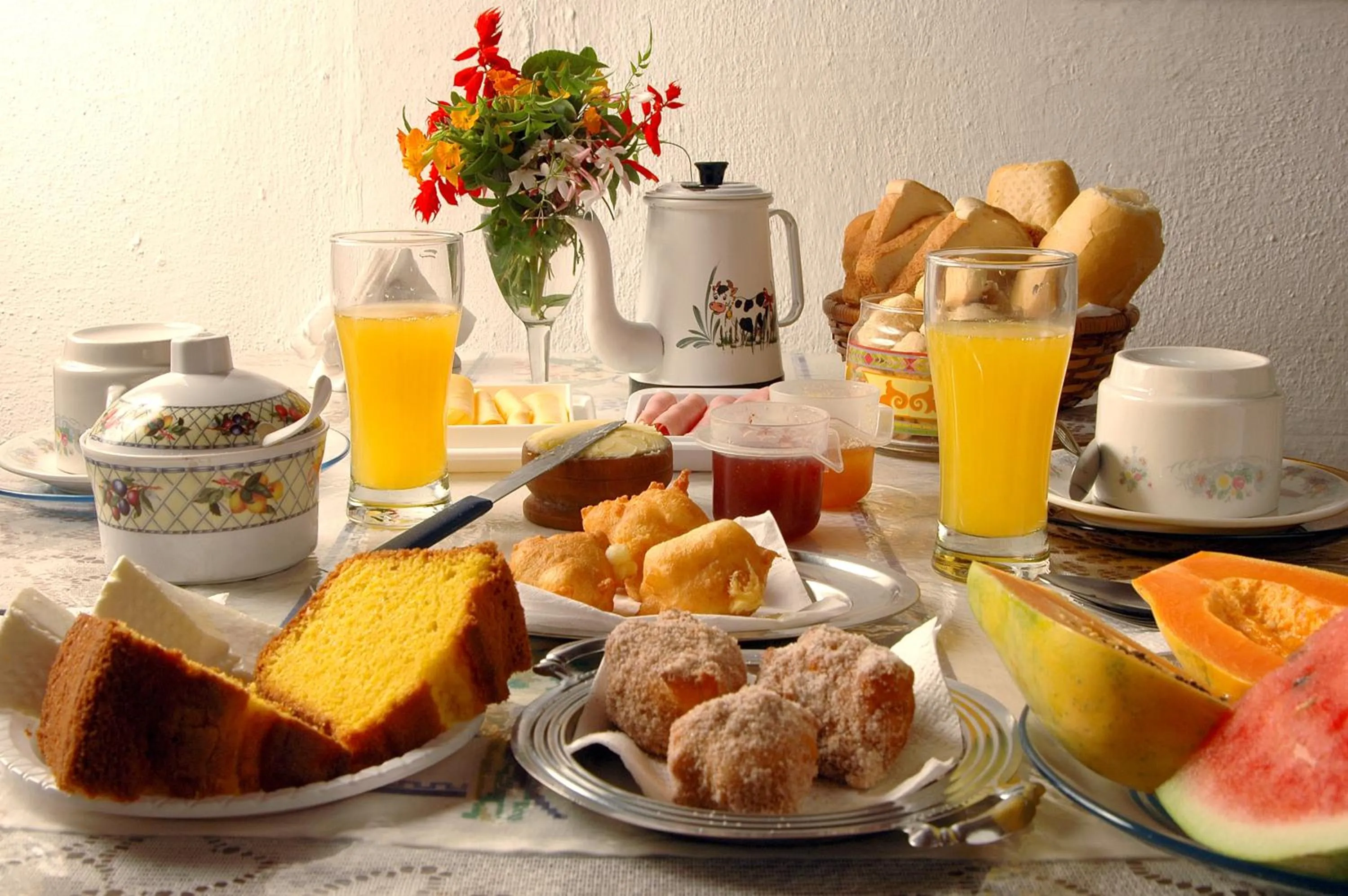 Food and drinks in Pousada Vista Bonita