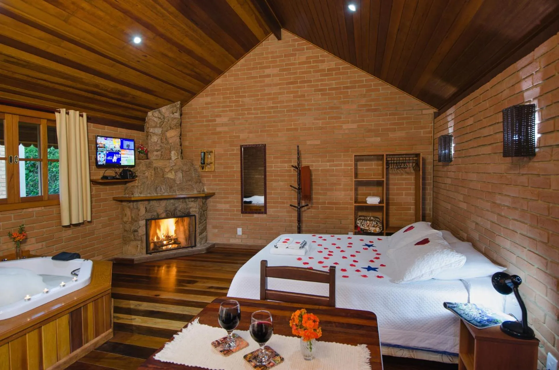 Bedroom, Bed in Pousada Vista Bonita