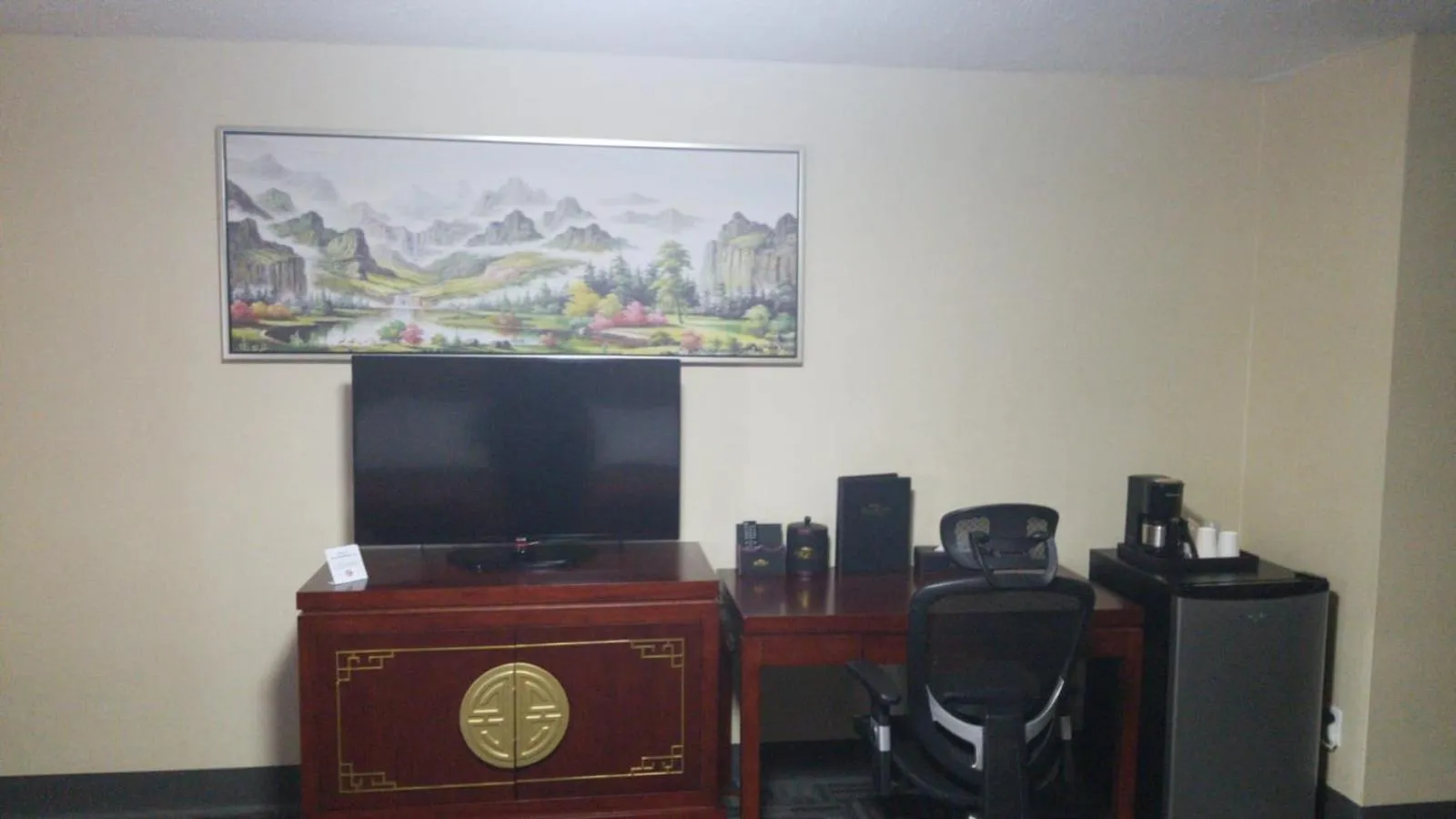 Baymont by Wyndham Montreal Airport