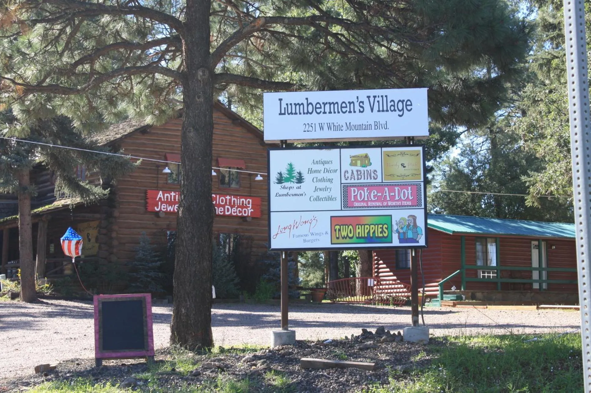 Day in Lumbermen's Village