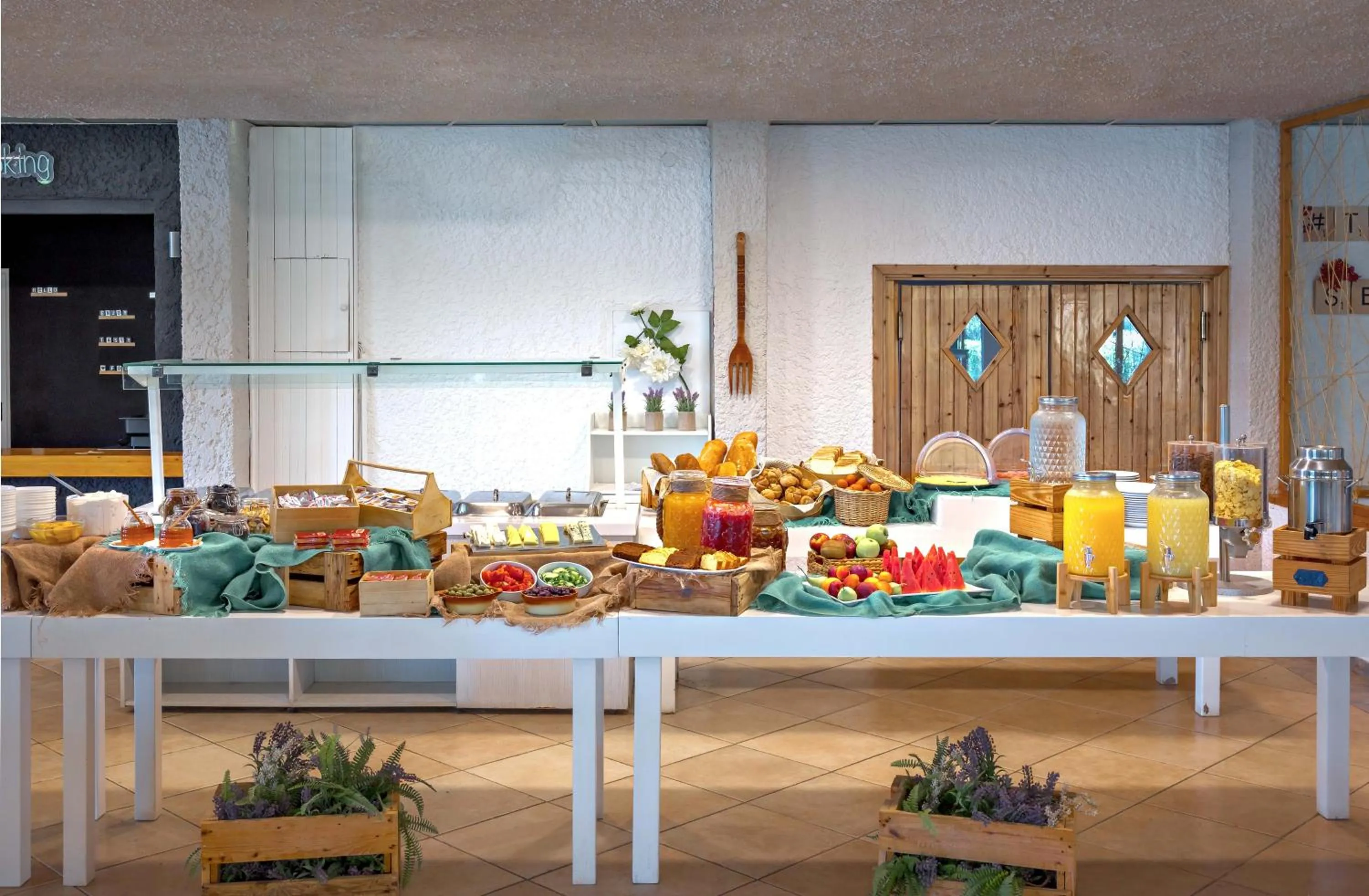 Breakfast in The Grove Seaside Hotel