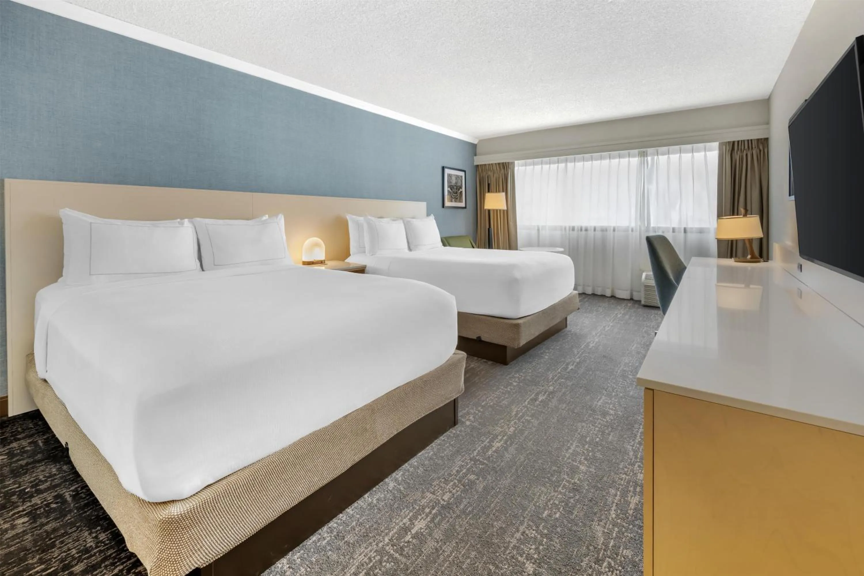 Bed in DoubleTree by Hilton Spokane City Center