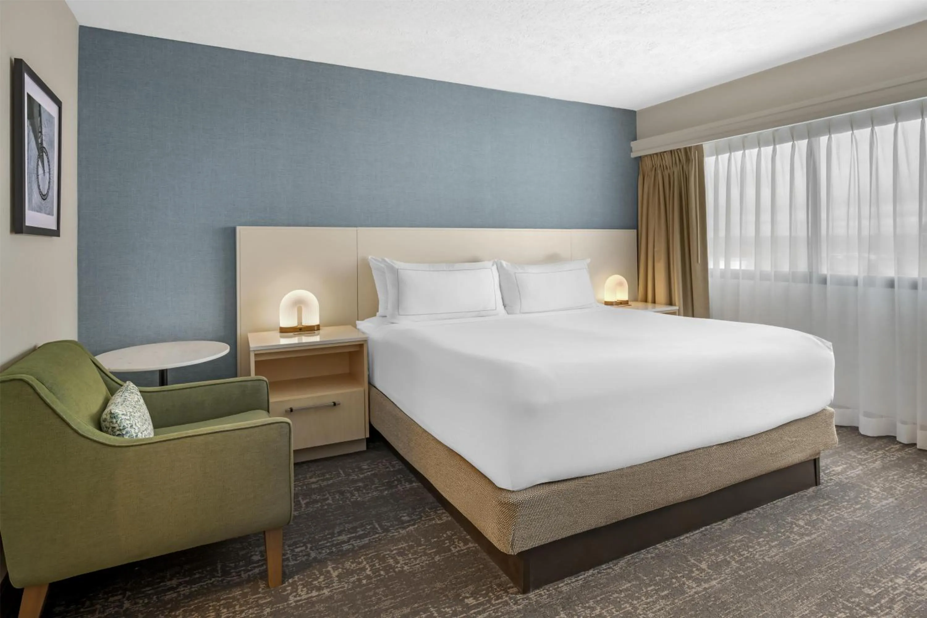 Bed in DoubleTree by Hilton Spokane City Center