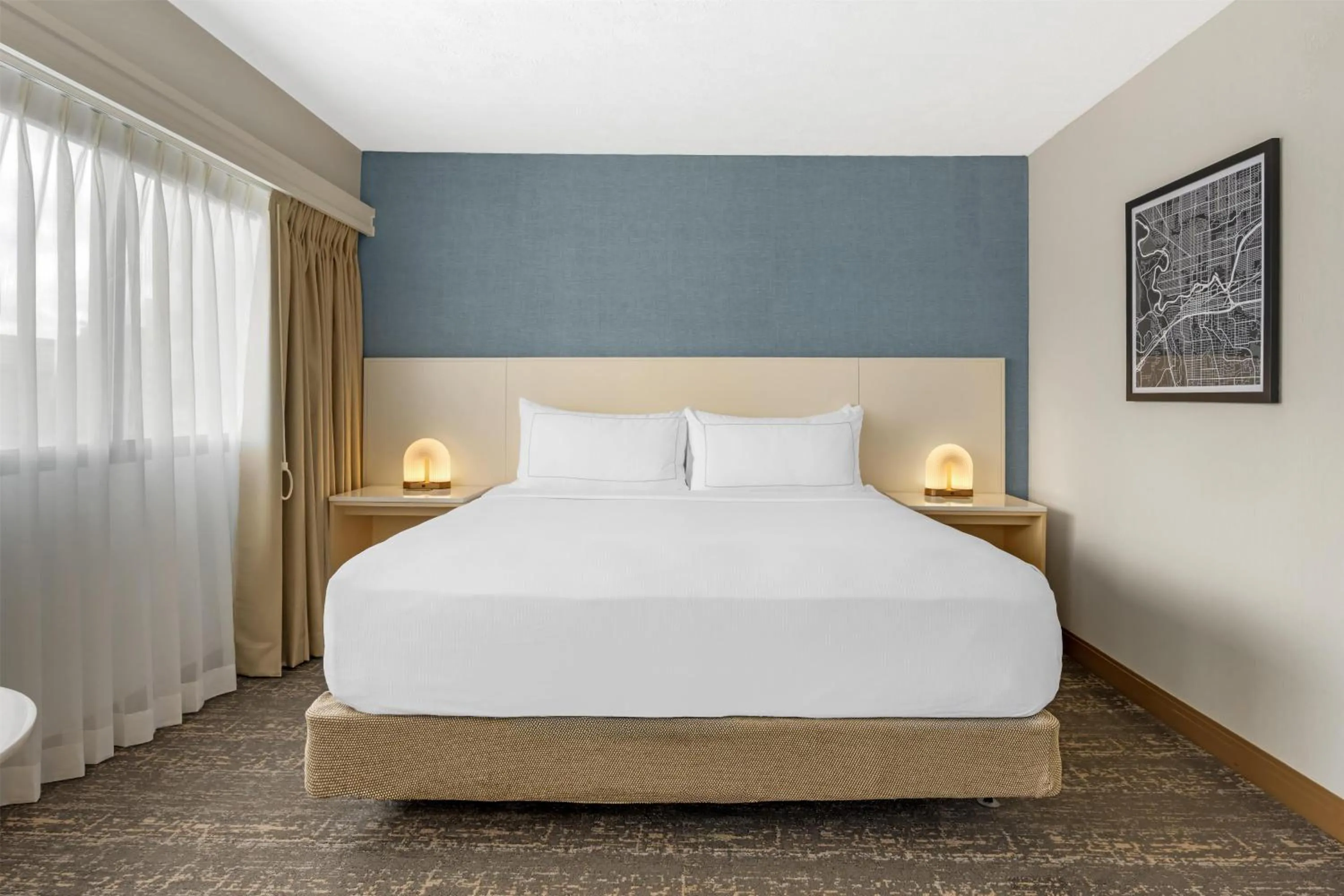 Bed in DoubleTree by Hilton Spokane City Center