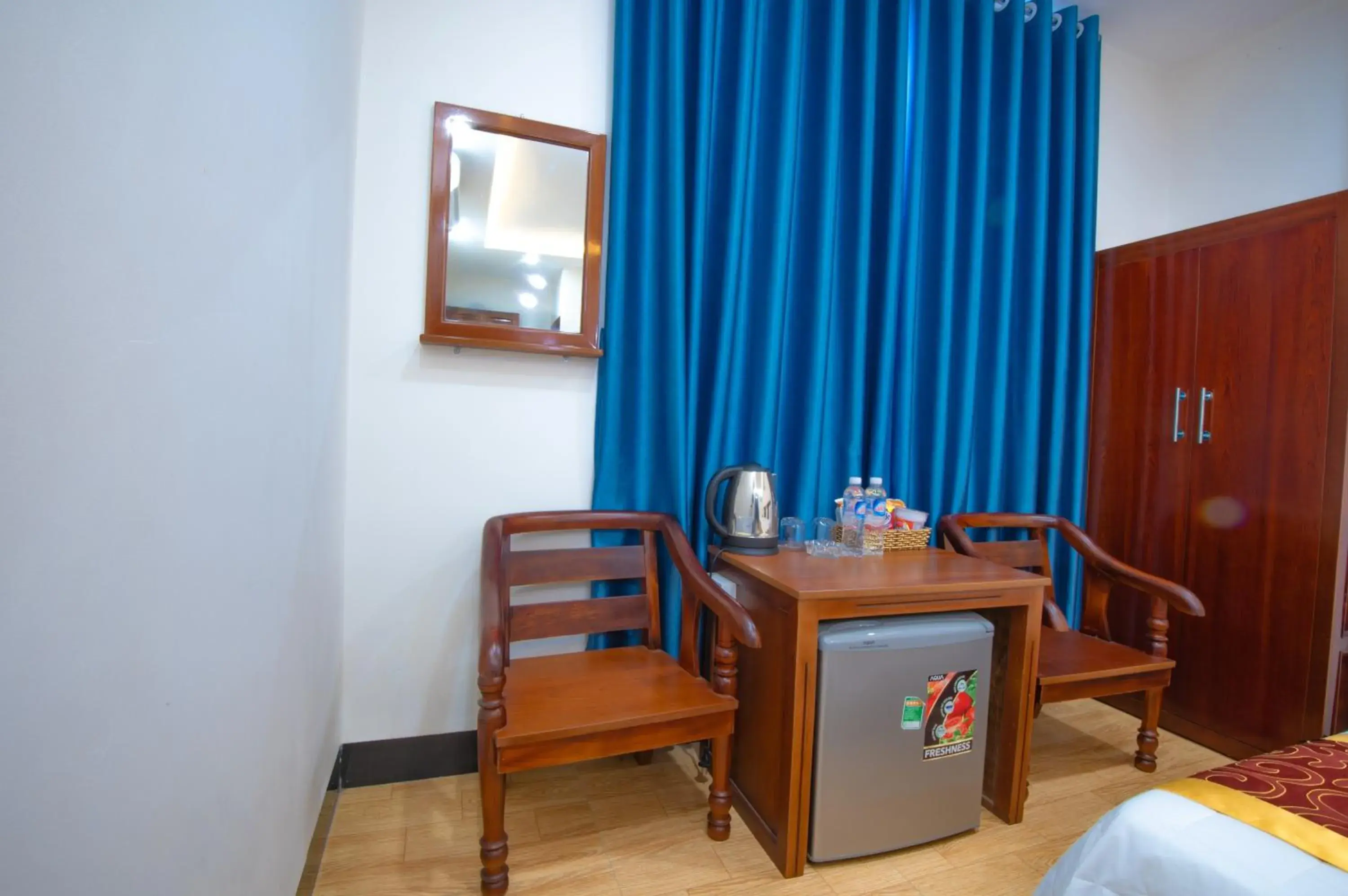 Deluxe Room (2 Adults + 1 Child) in NEW DAY HOTEL Deluxe Room (2 Adults + 1 Child) in NEW DAY HOTEL
