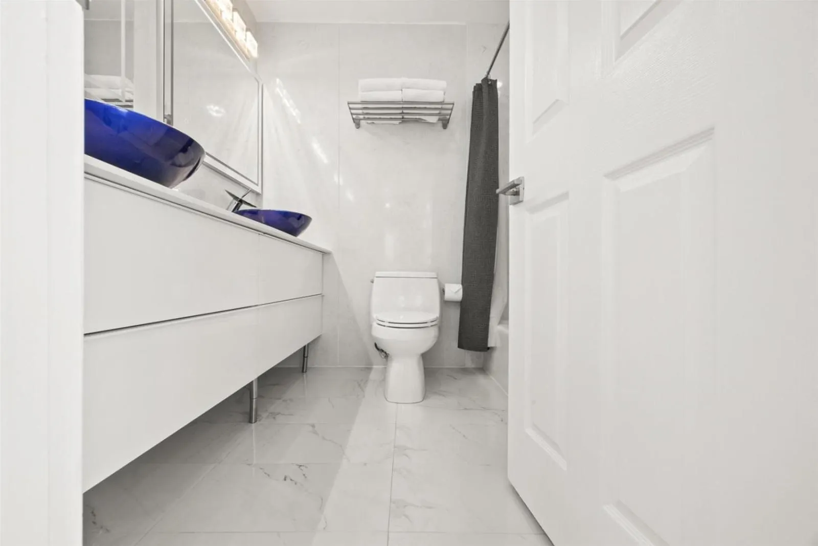 Property building in 103-Luxury3