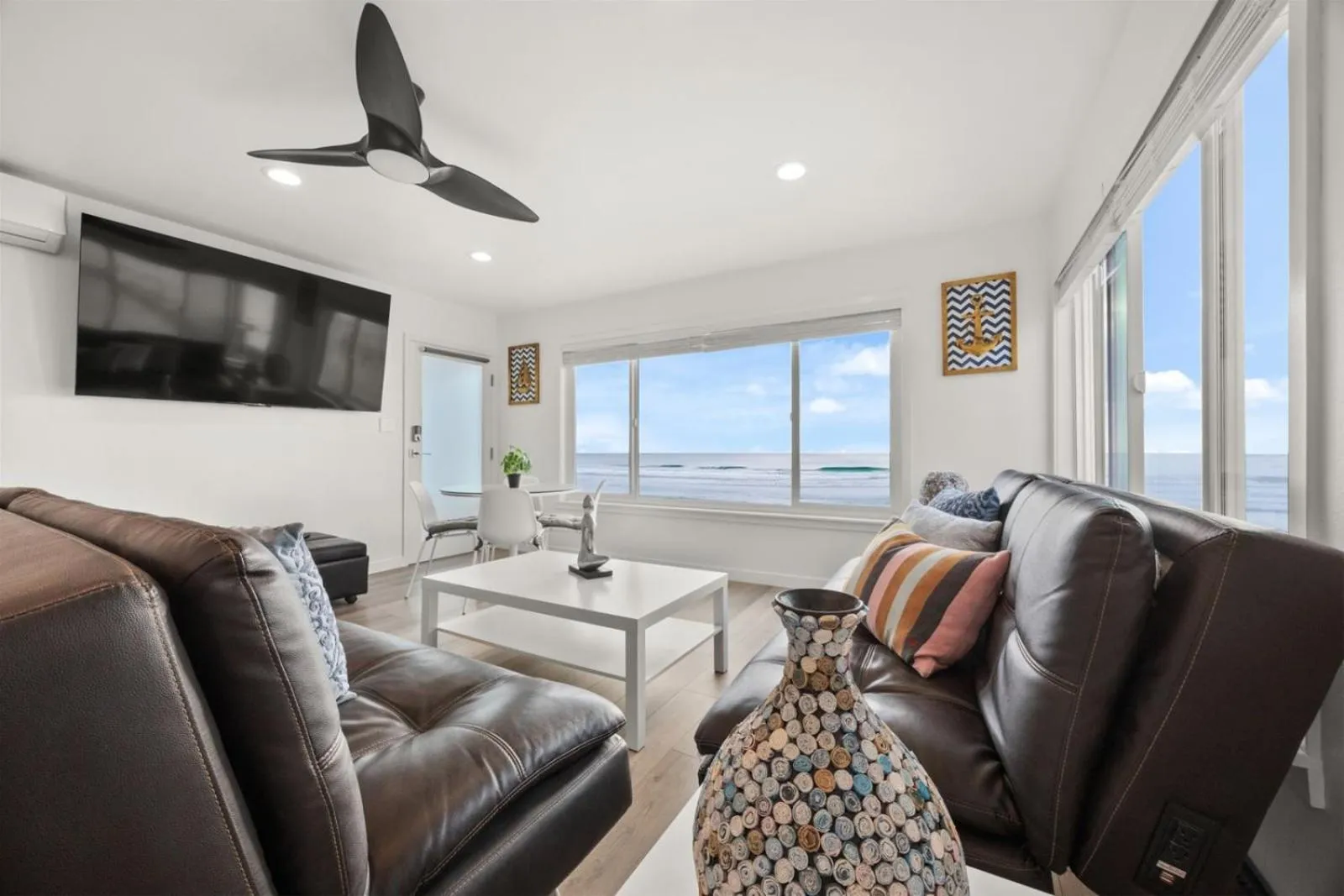 Property building in 103-Luxury3