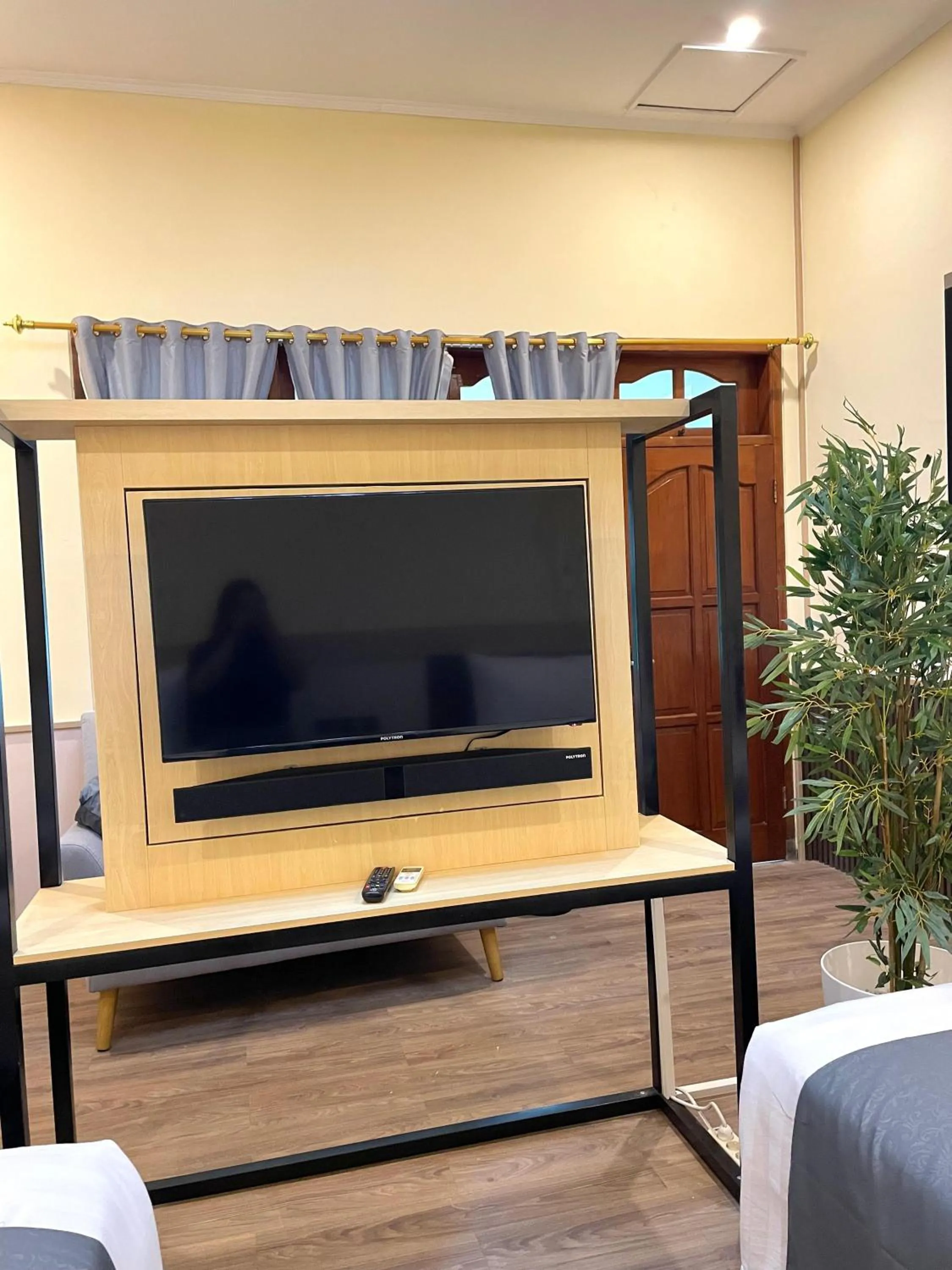 Entertainment in Berlian Abadi Hotel by Sinergi