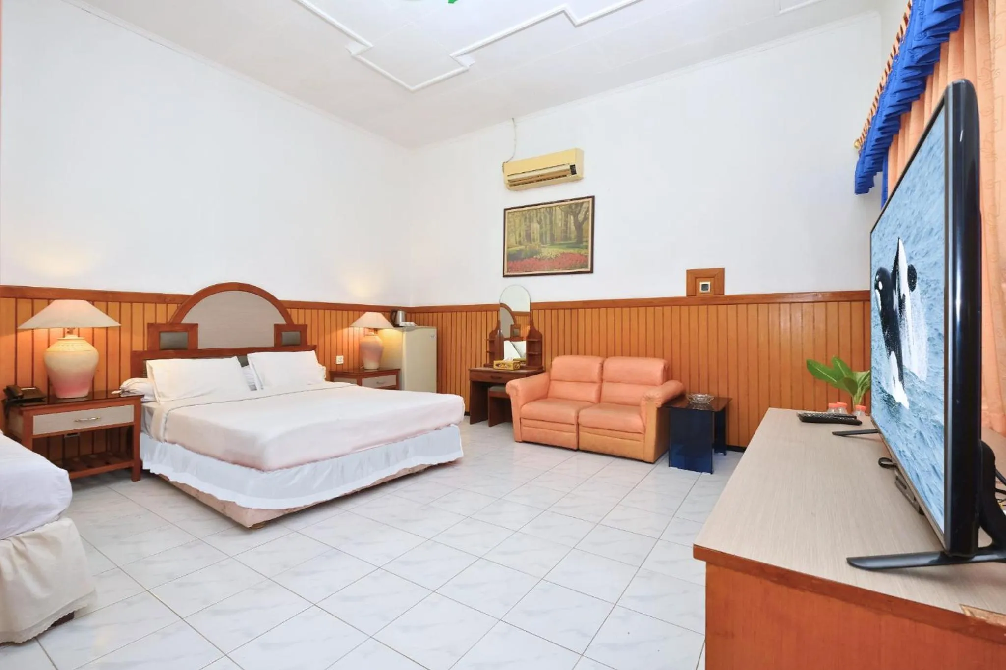 Bed in Berlian Abadi Hotel by Sinergi