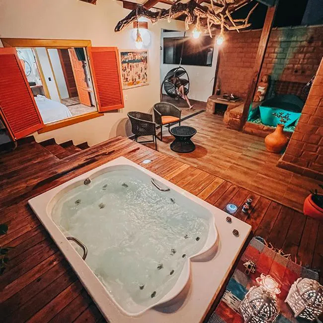 Hot Tub in Chalés Terraviva