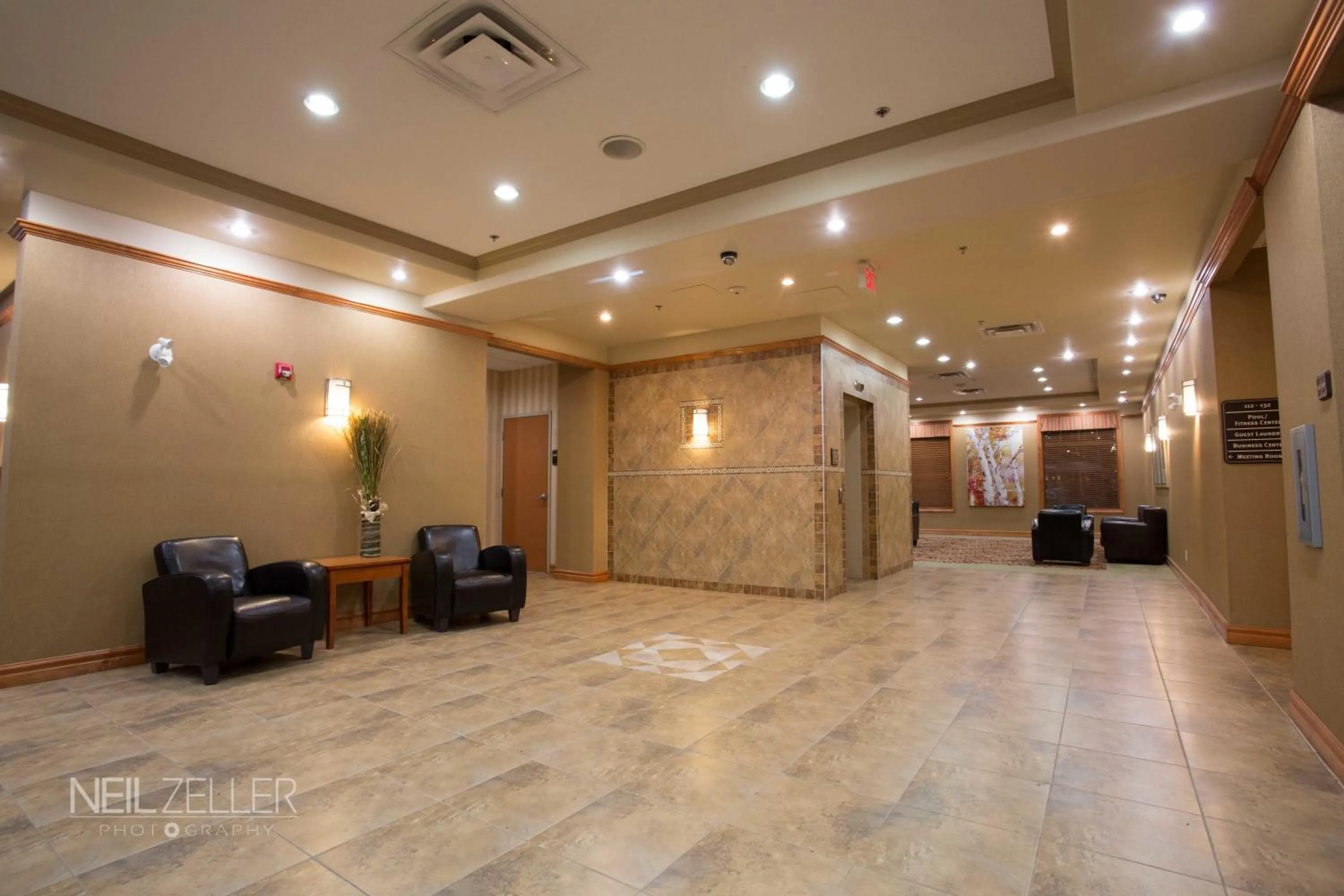Lobby or reception in Days Inn & Suites by Wyndham Edmonton Airport
