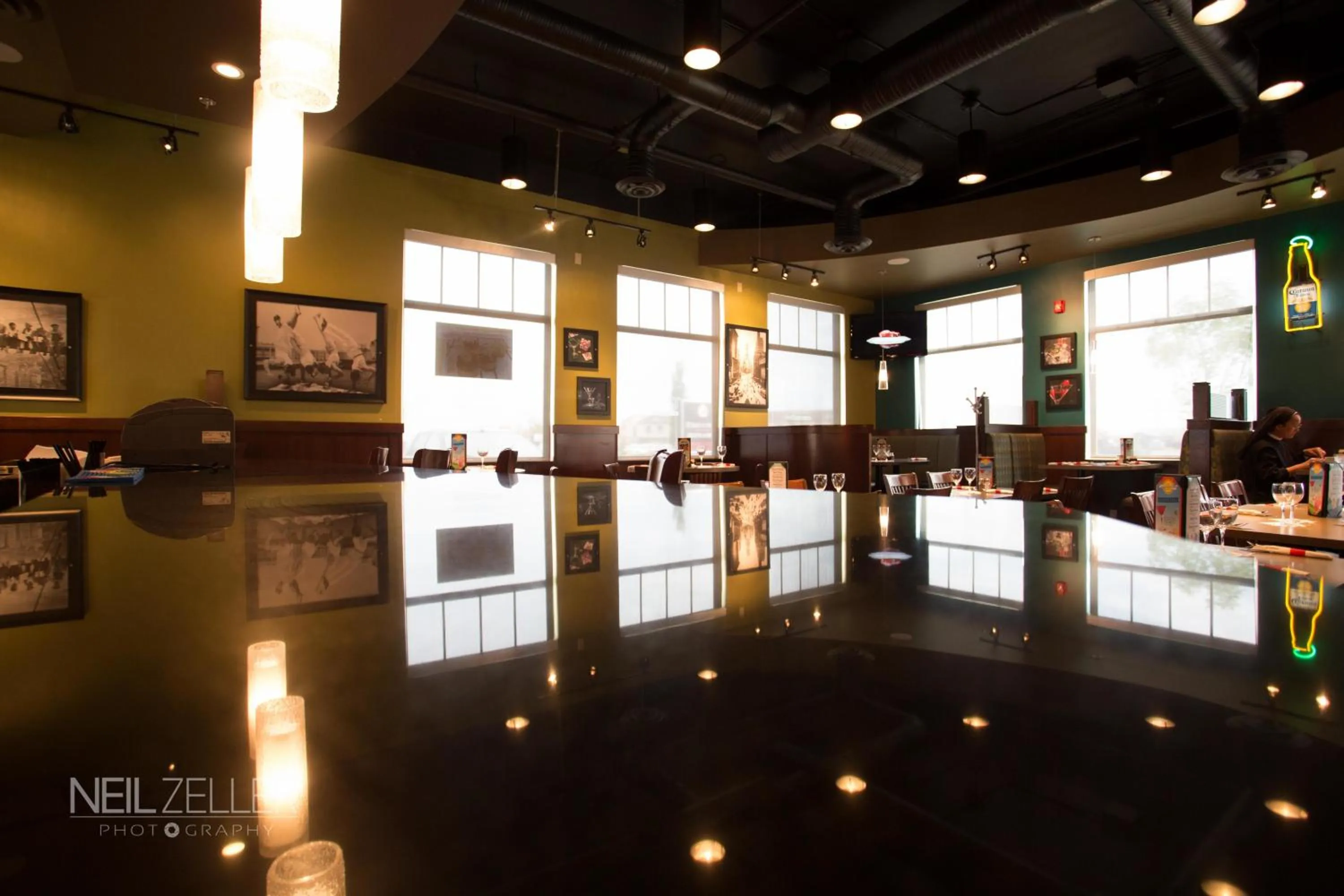 Restaurant/places to eat in Days Inn & Suites by Wyndham Edmonton Airport