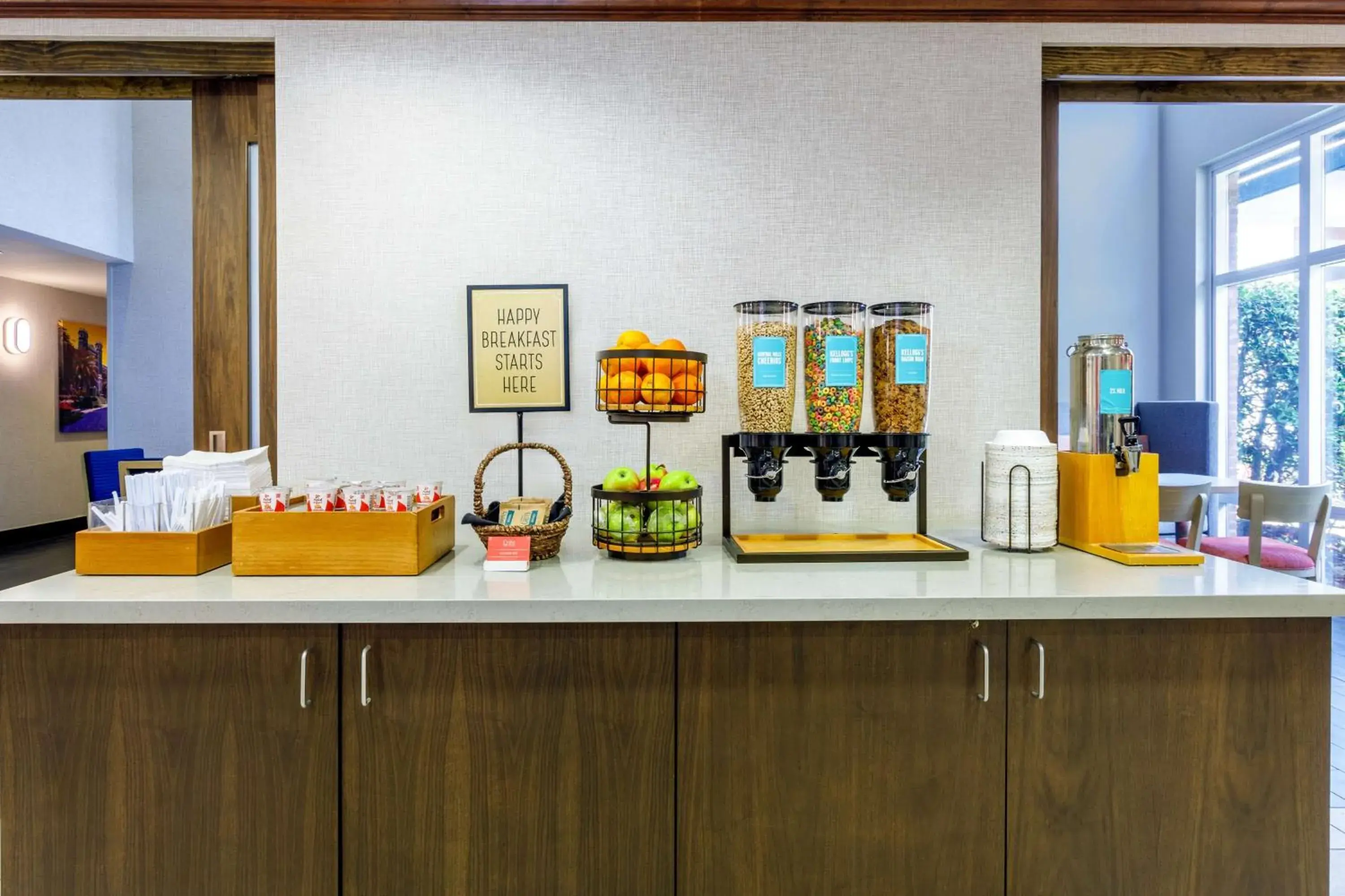 Breakfast in Hampton Inn & Suites Tallahassee I-10-Thomasville Road Breakfast in Hampton Inn & Suites Tallahassee I-10-Thomasville Road